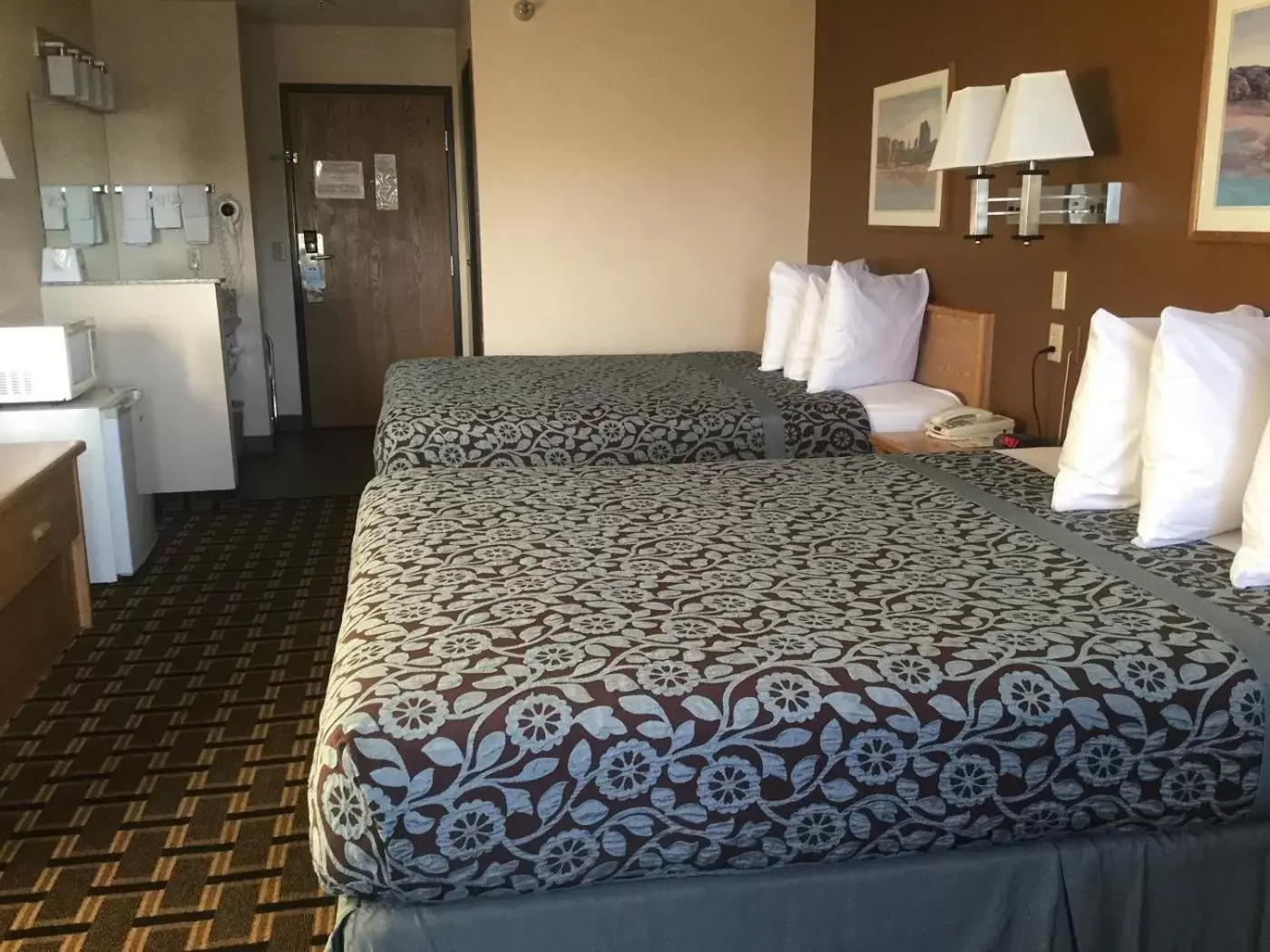 Bed in Days Inn by Wyndham Hurricane/Zion National Park Area