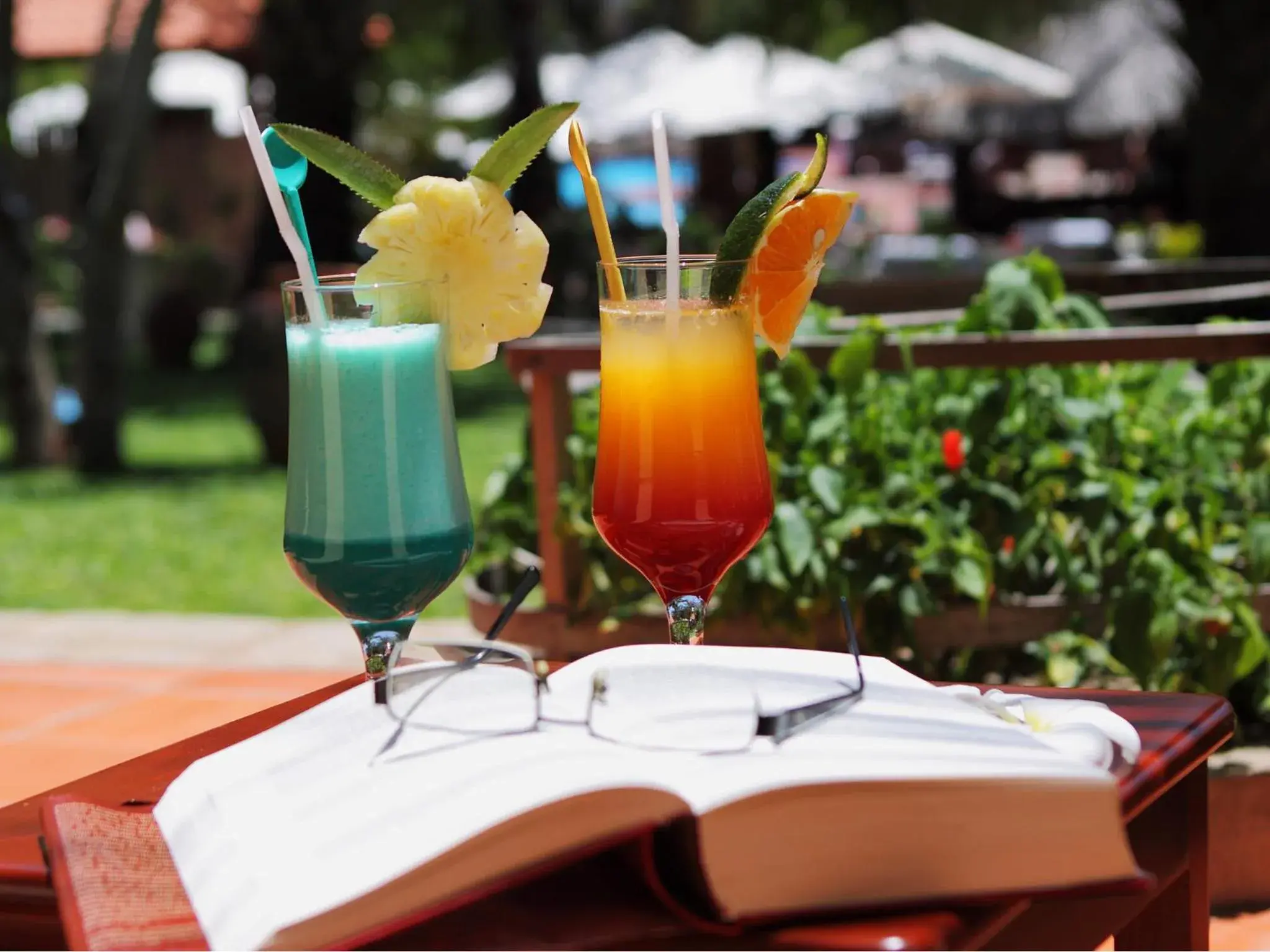 Balcony/Terrace, Drinks in Phu Hai Beach Resort & Spa