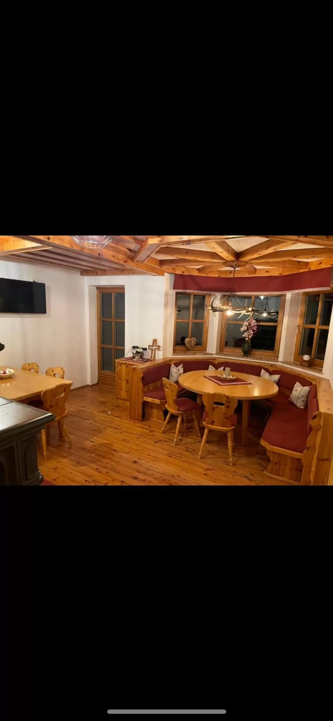 Communal lounge/ TV room in Apartment Sabrina