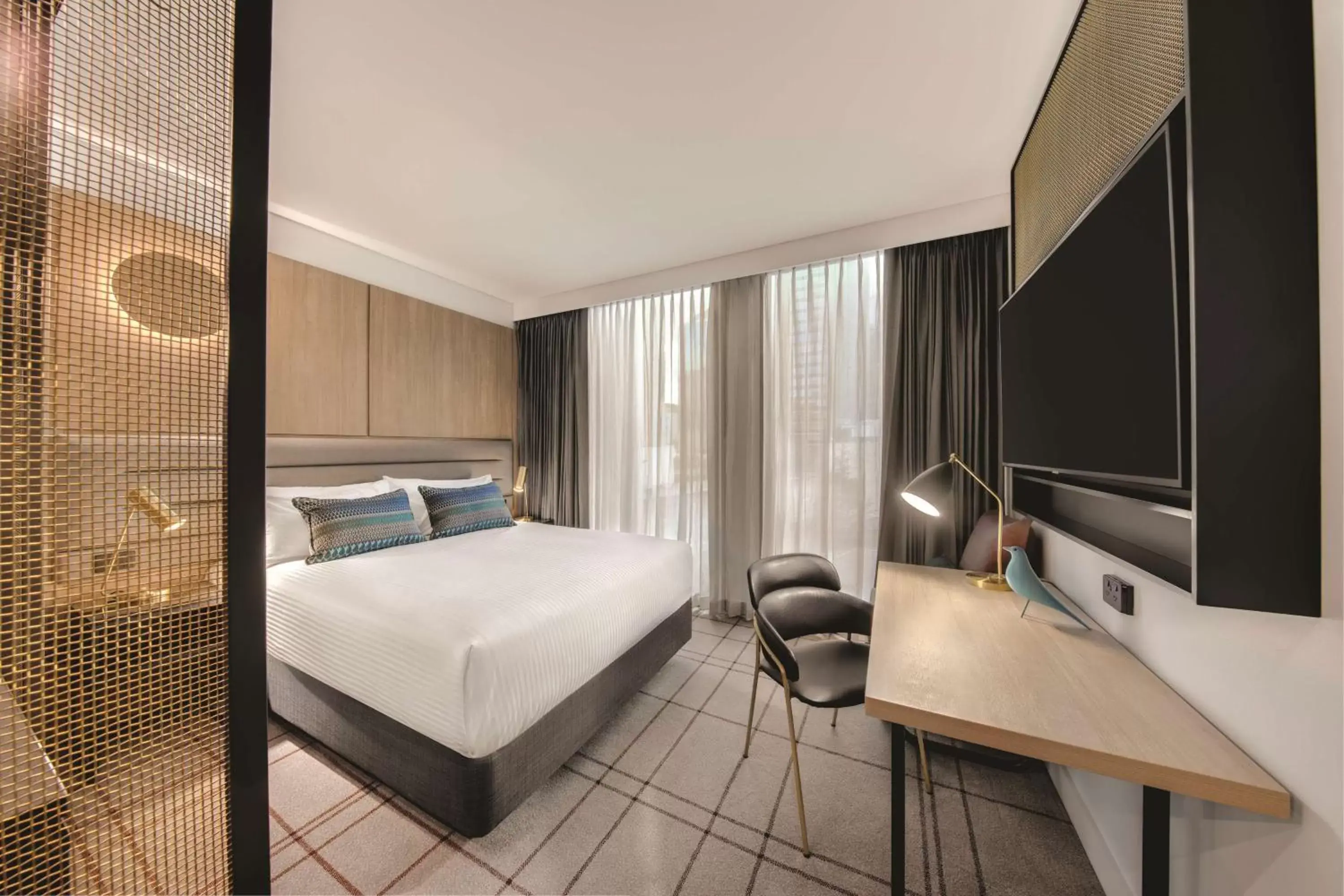 Bedroom, Bed in Vibe Hotel Sydney Darling Harbour