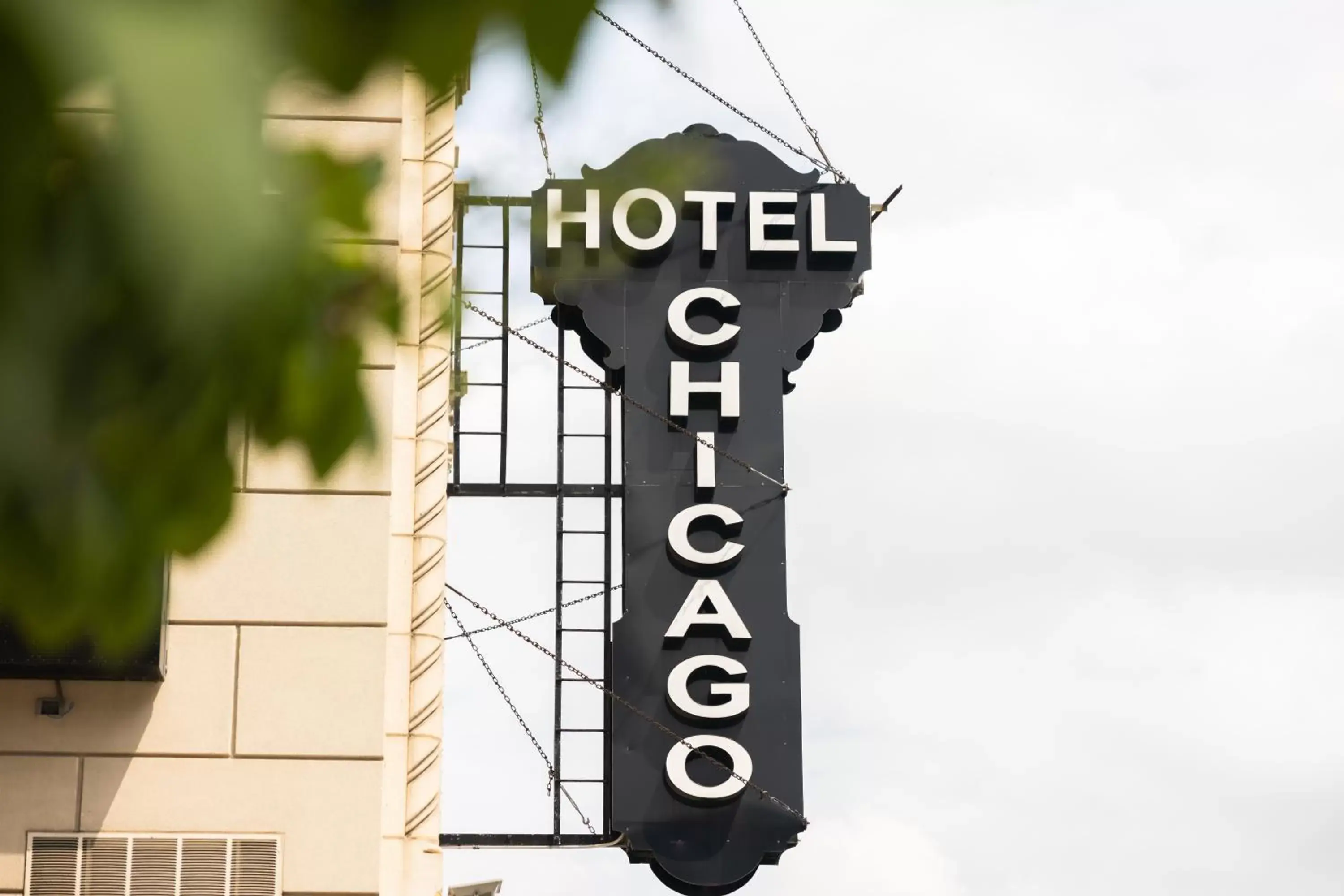 Property building, Property Logo/Sign in Hotel Chicago West Loop