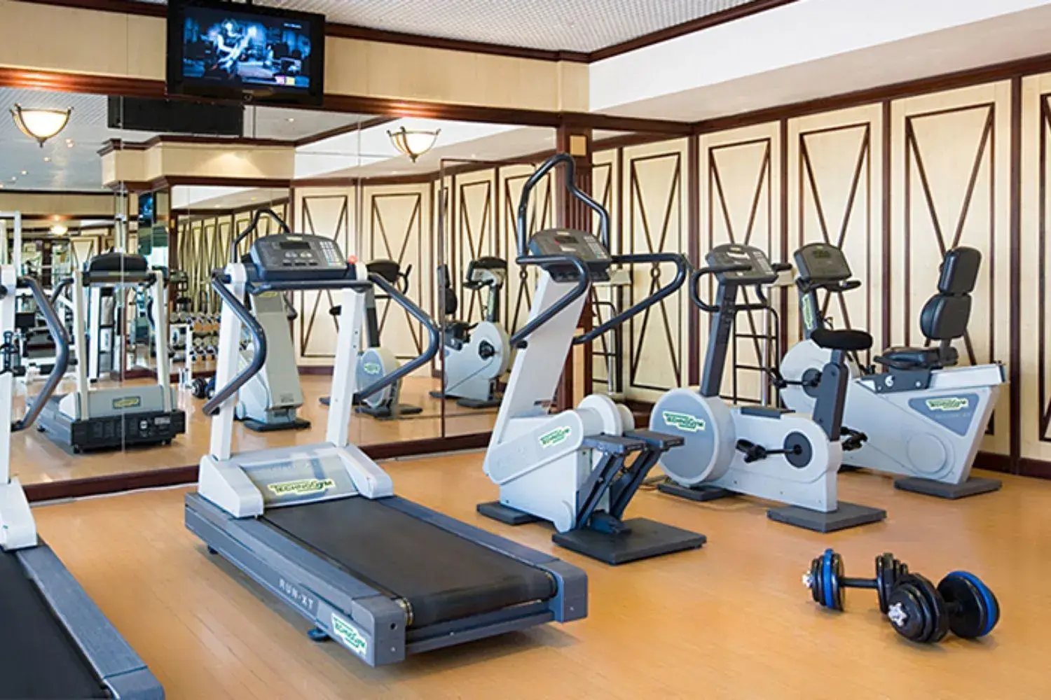 Fitness centre/facilities, Fitness Center/Facilities in Capitol Hotel
