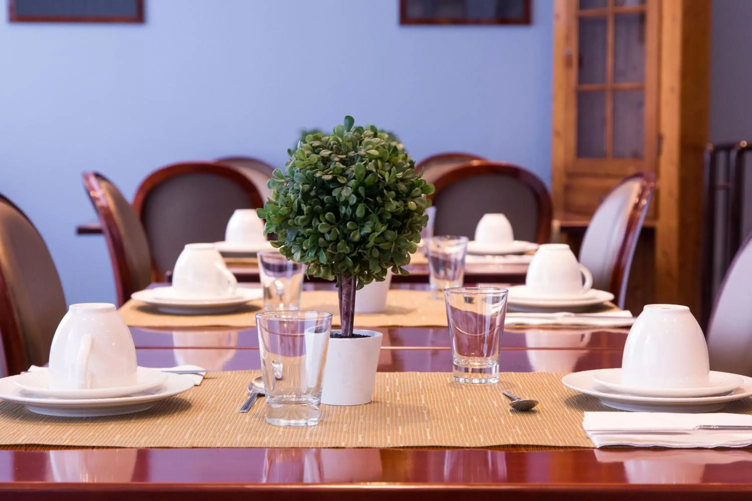 Restaurant/places to eat in Hotel Sagitta Restaurant/places to eat in Hotel Sagitta