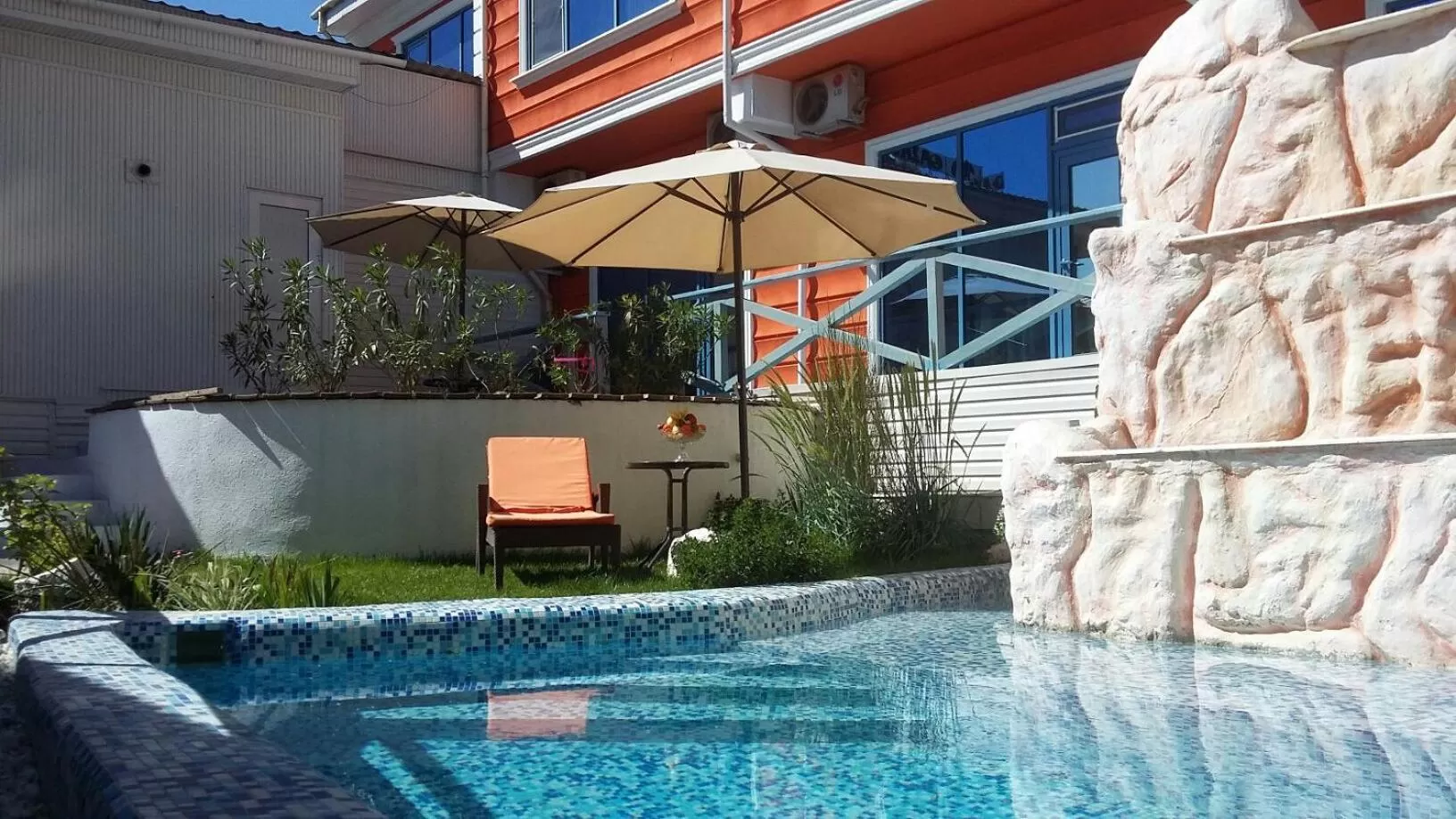 Property building, Swimming Pool in Sapar Standart Hotel