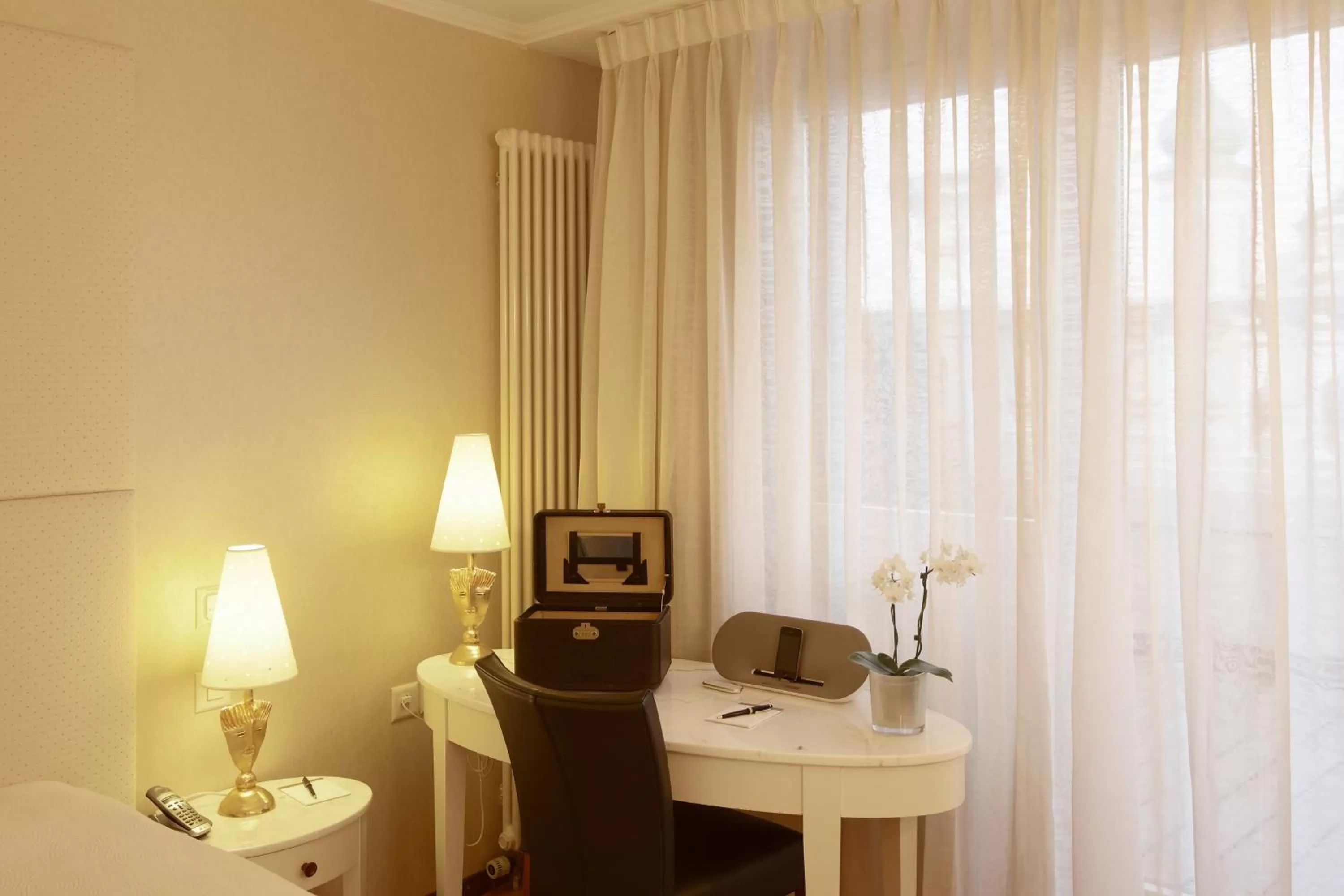 Other in Hotel des Balances