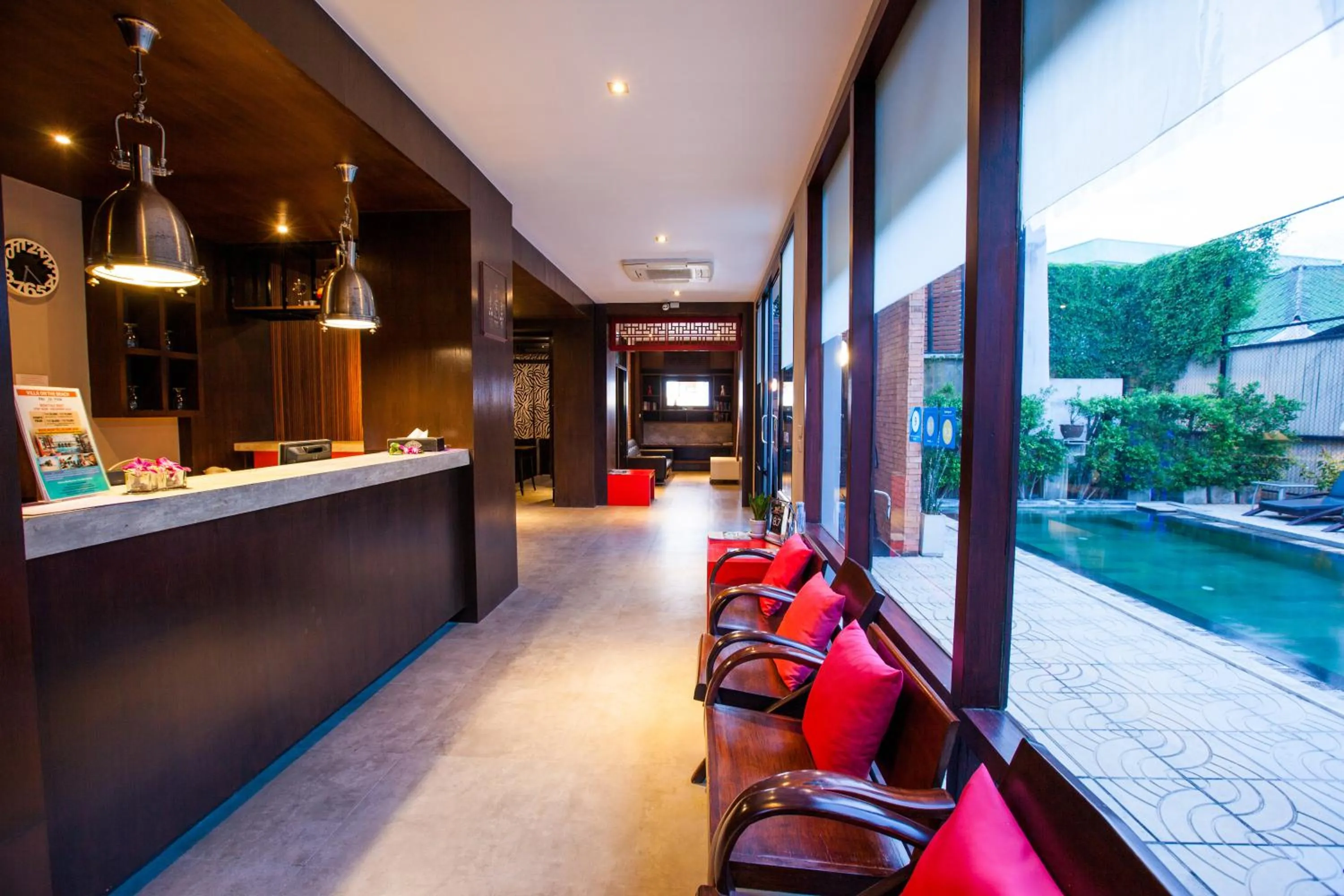 Lobby or reception in Amenity Apartel Samui