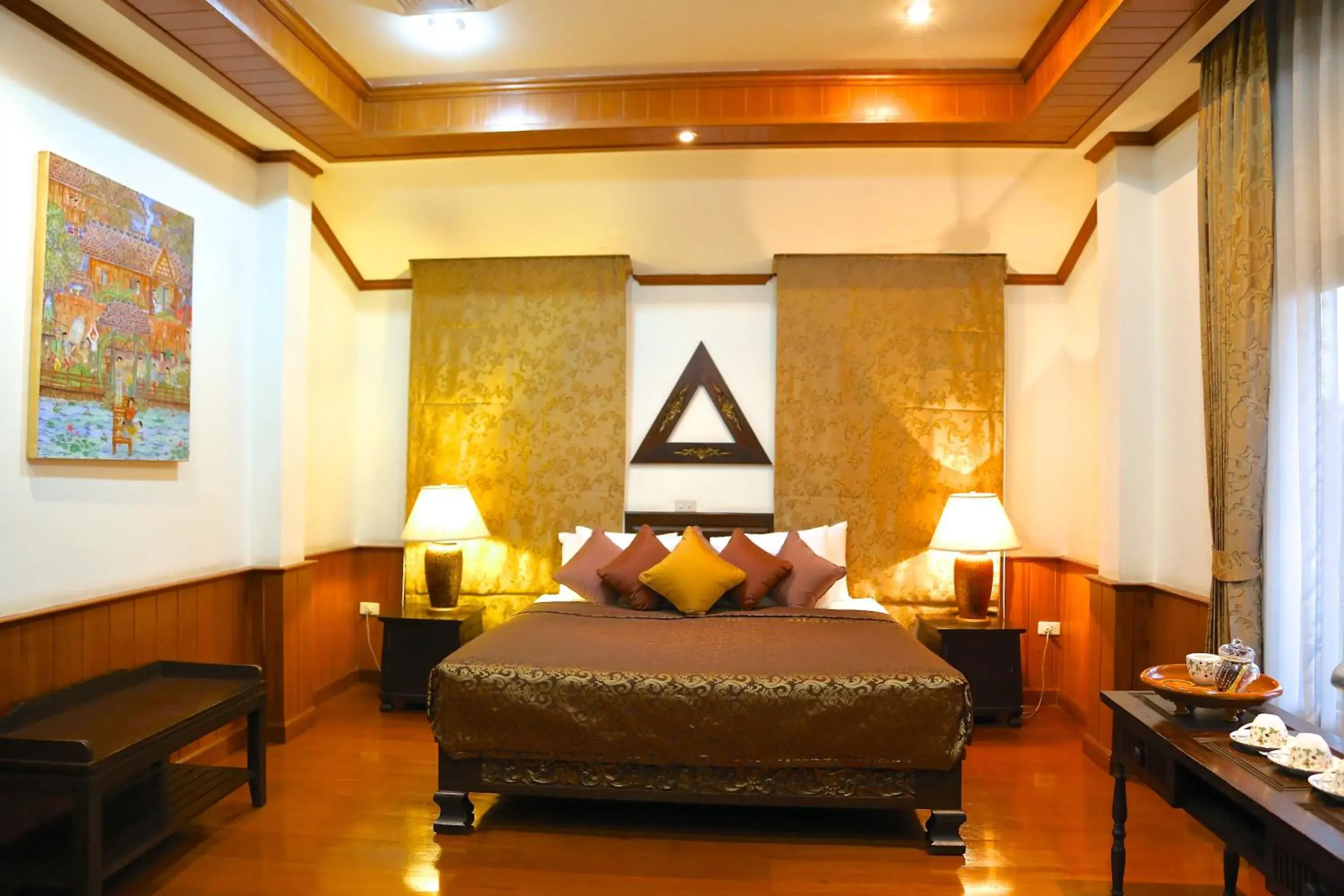 Bed in Oriental Siam Resort
