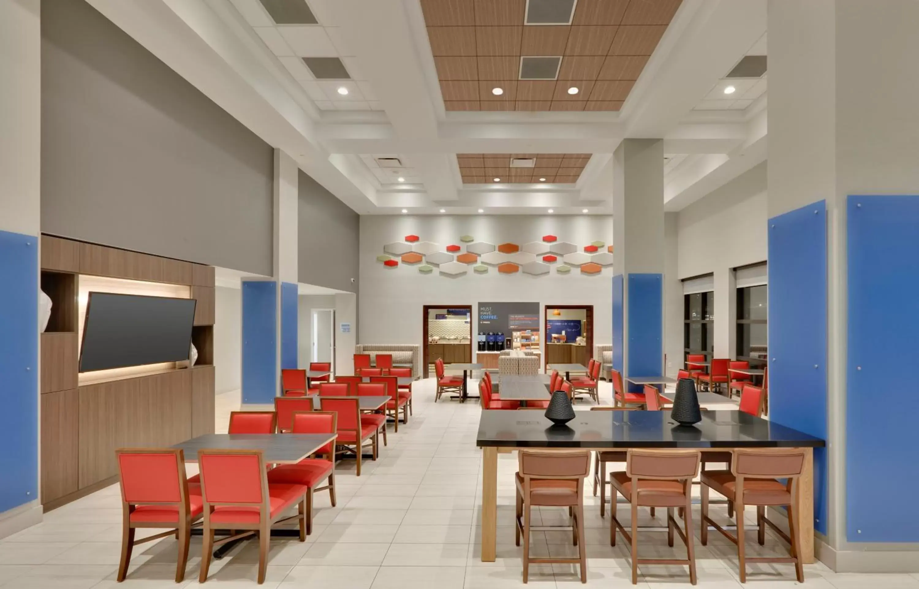 Breakfast, Restaurant/Places to Eat in Holiday Inn Express Hotel & Suites - Irving Convention Center - Las Colinas, an IHG Hotel