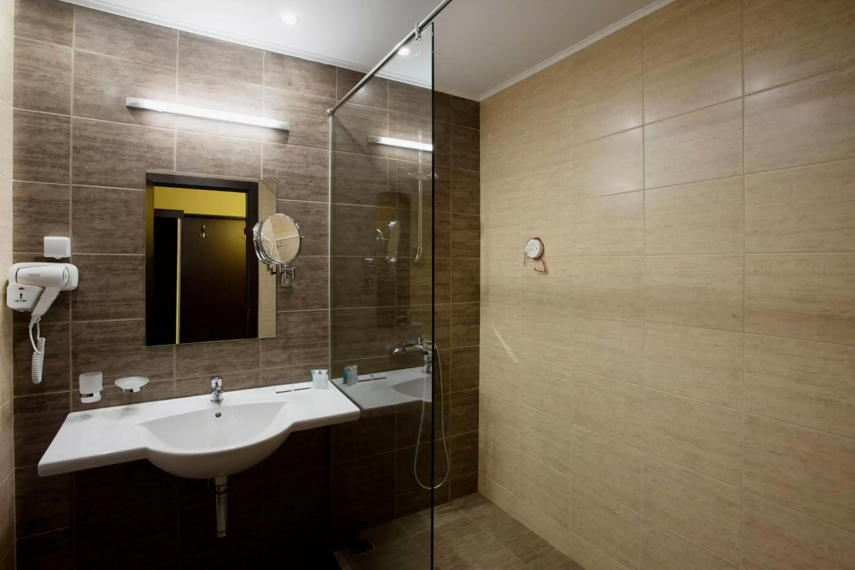 Bathroom in Hotel Casa Karina Bansko - Half Board & All Inclusive