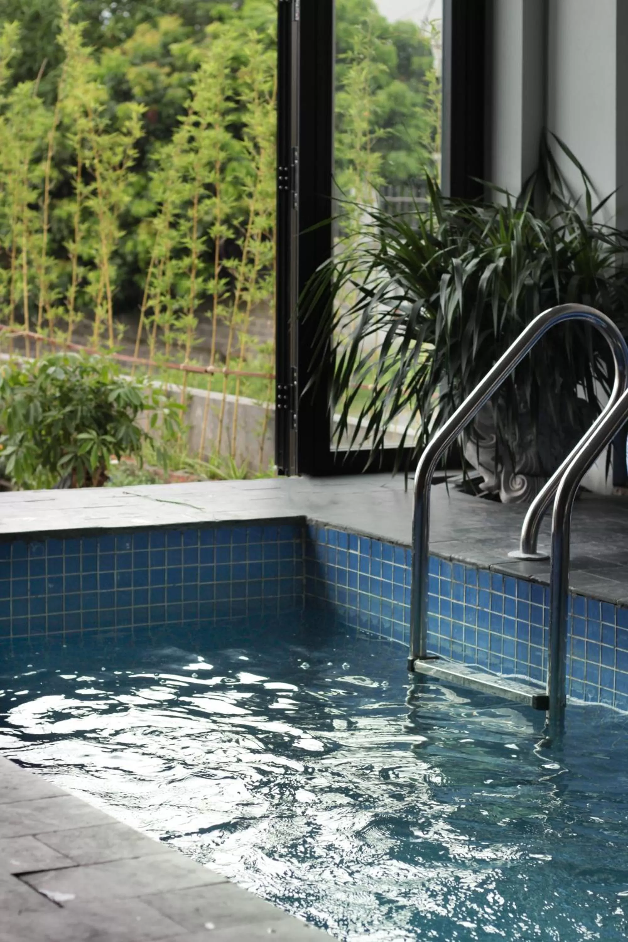 Swimming pool in ᴛᴀᴍ ᴄᴏᴄ ᴄᴏᴄᴏᴏɴ ʜᴏᴍᴇsᴛᴀʏ