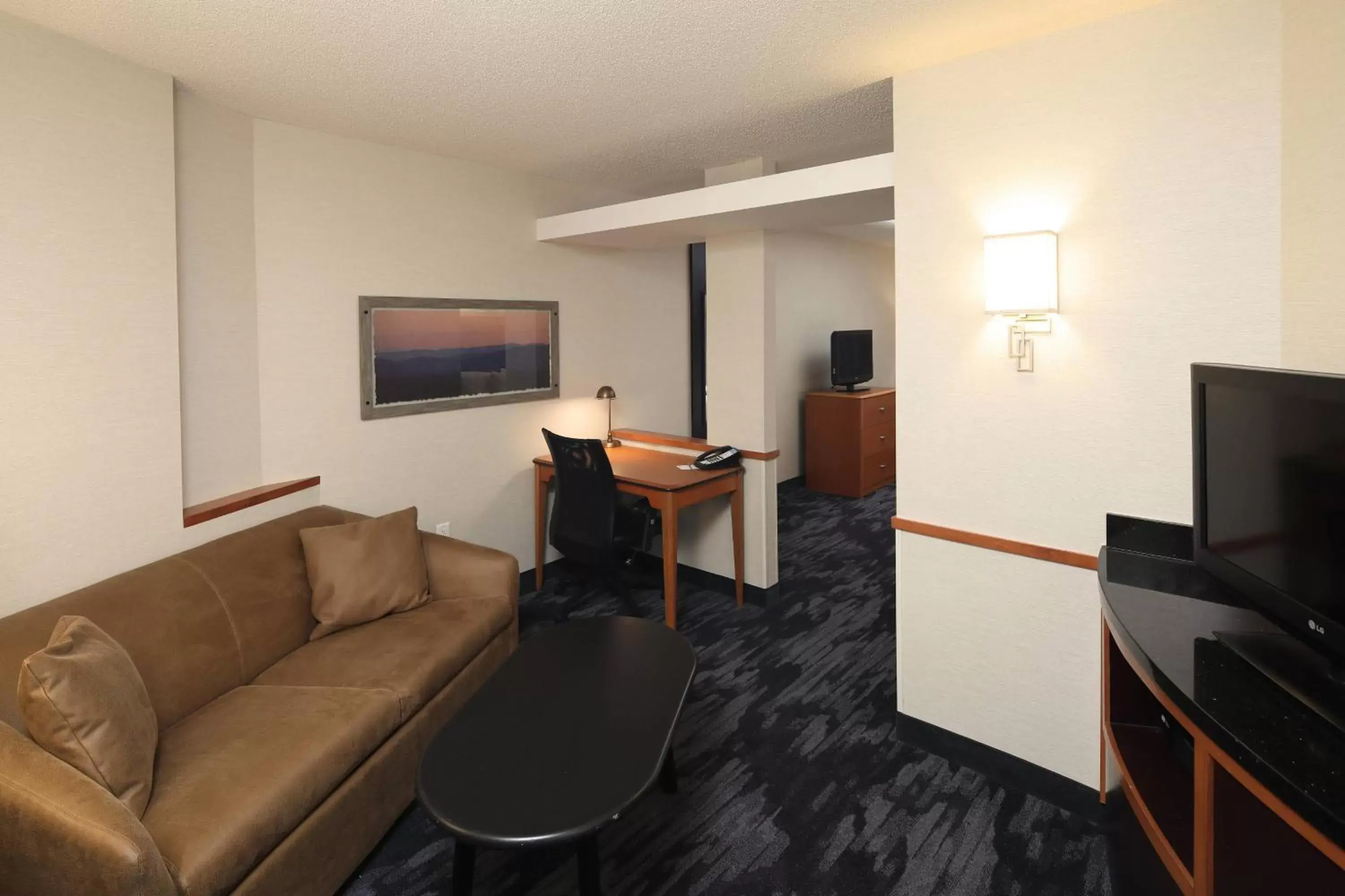 Living room, Seating Area in Fairfield Inn & Suites by Marriott Millville Vineland