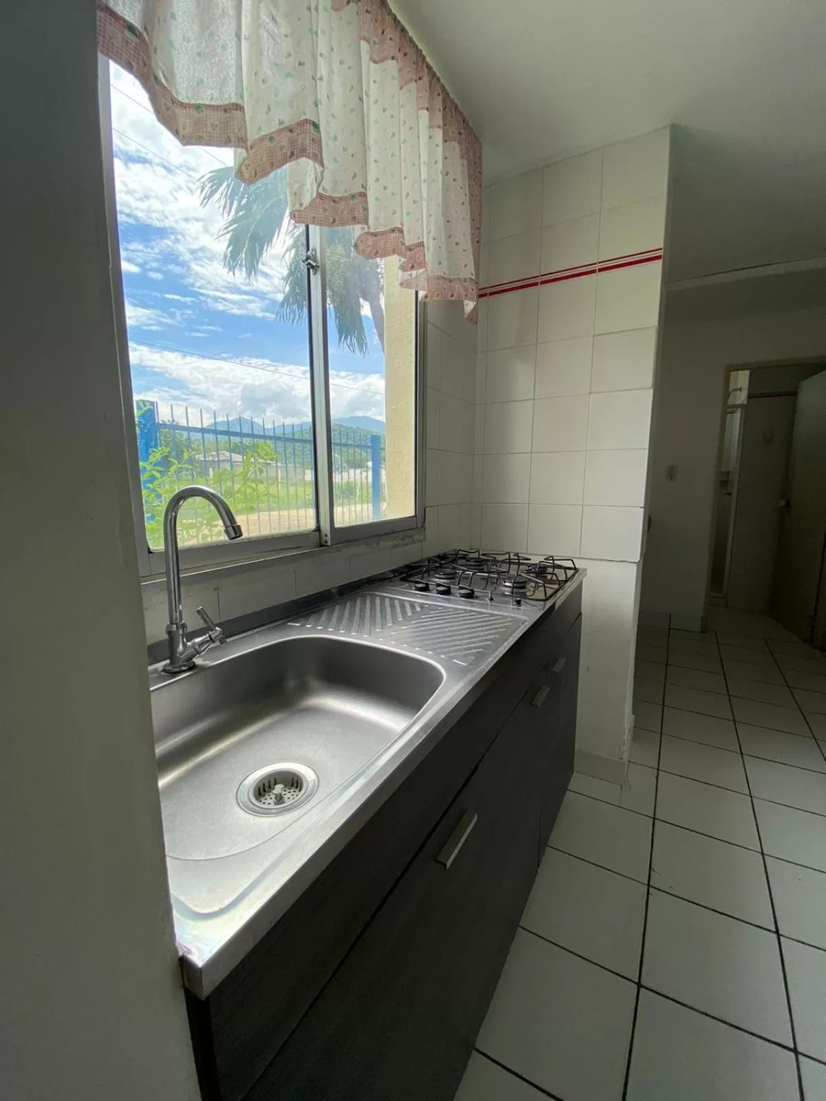 Kitchen or kitchenette, Kitchen/Kitchenette in Najhomi Beach