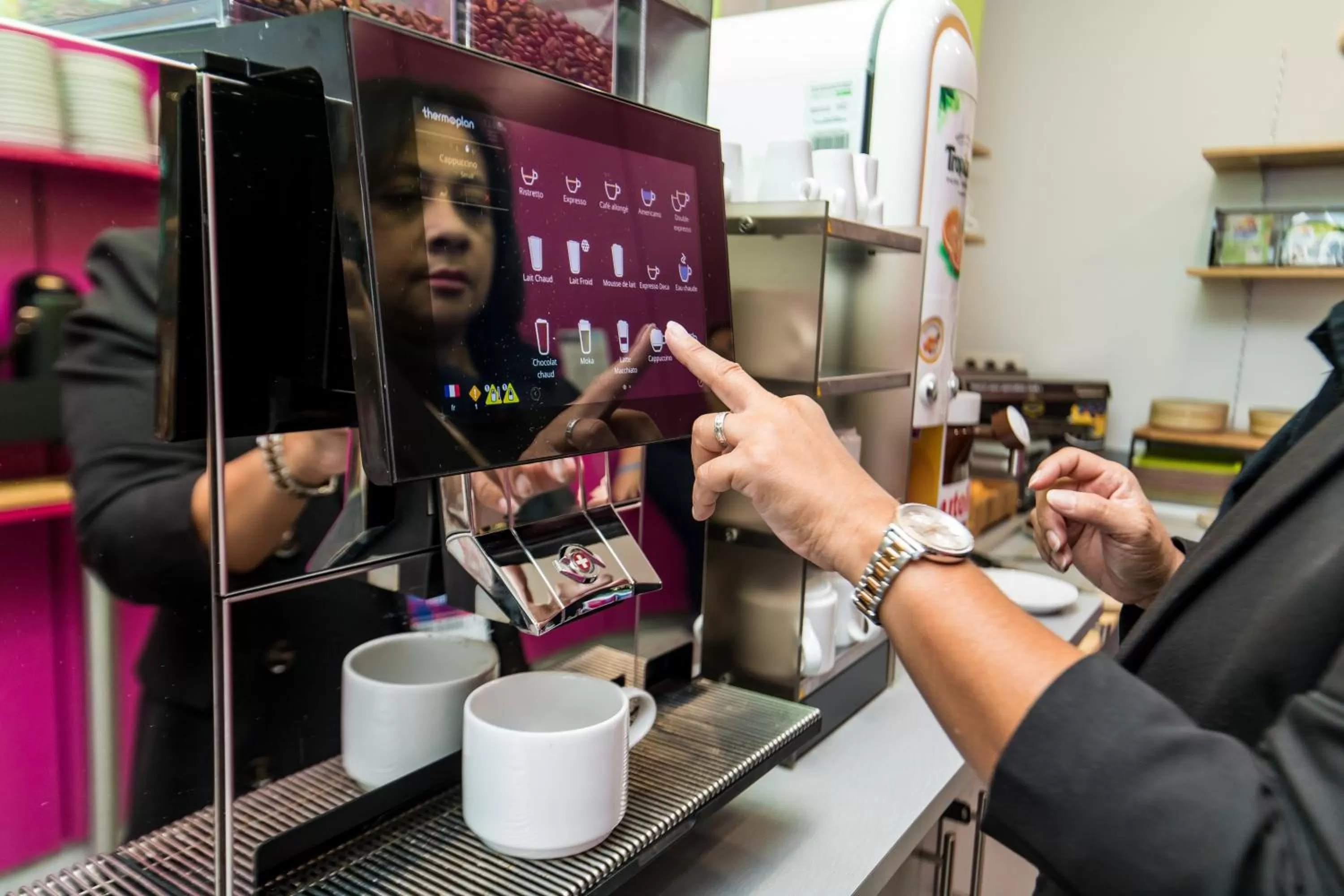 Breakfast in HOTEL DE PARIS MONTPARNASSE
