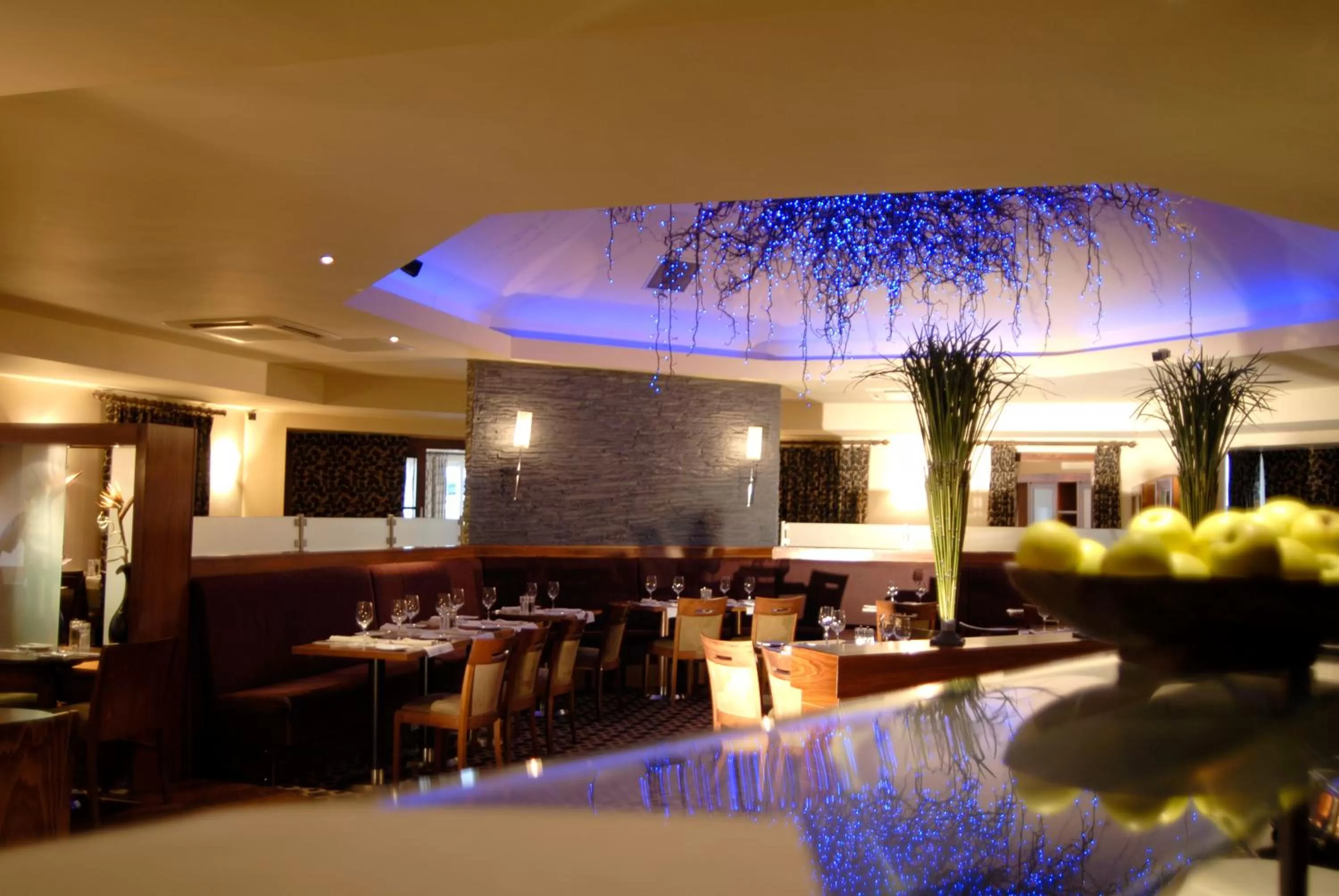 Lounge or bar in The Big Blue Hotel - Blackpool Pleasure Beach