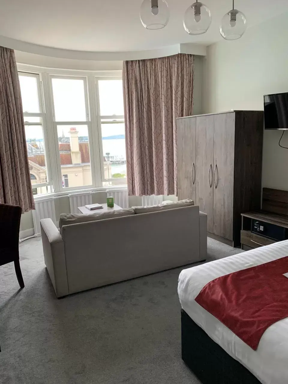 Bedroom in Marsham Court Hotel