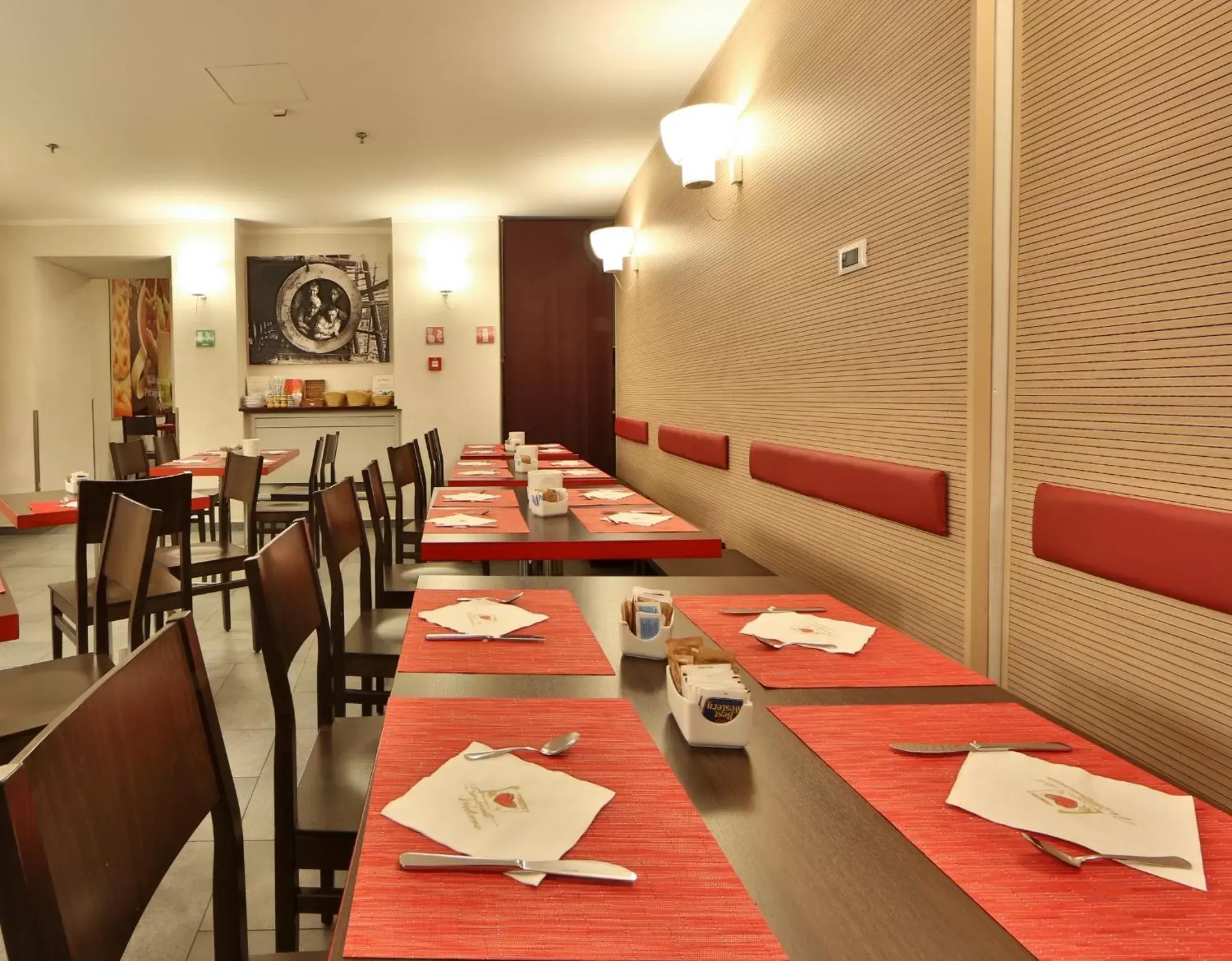 Restaurant/Places to Eat in Best Western Porto Antico