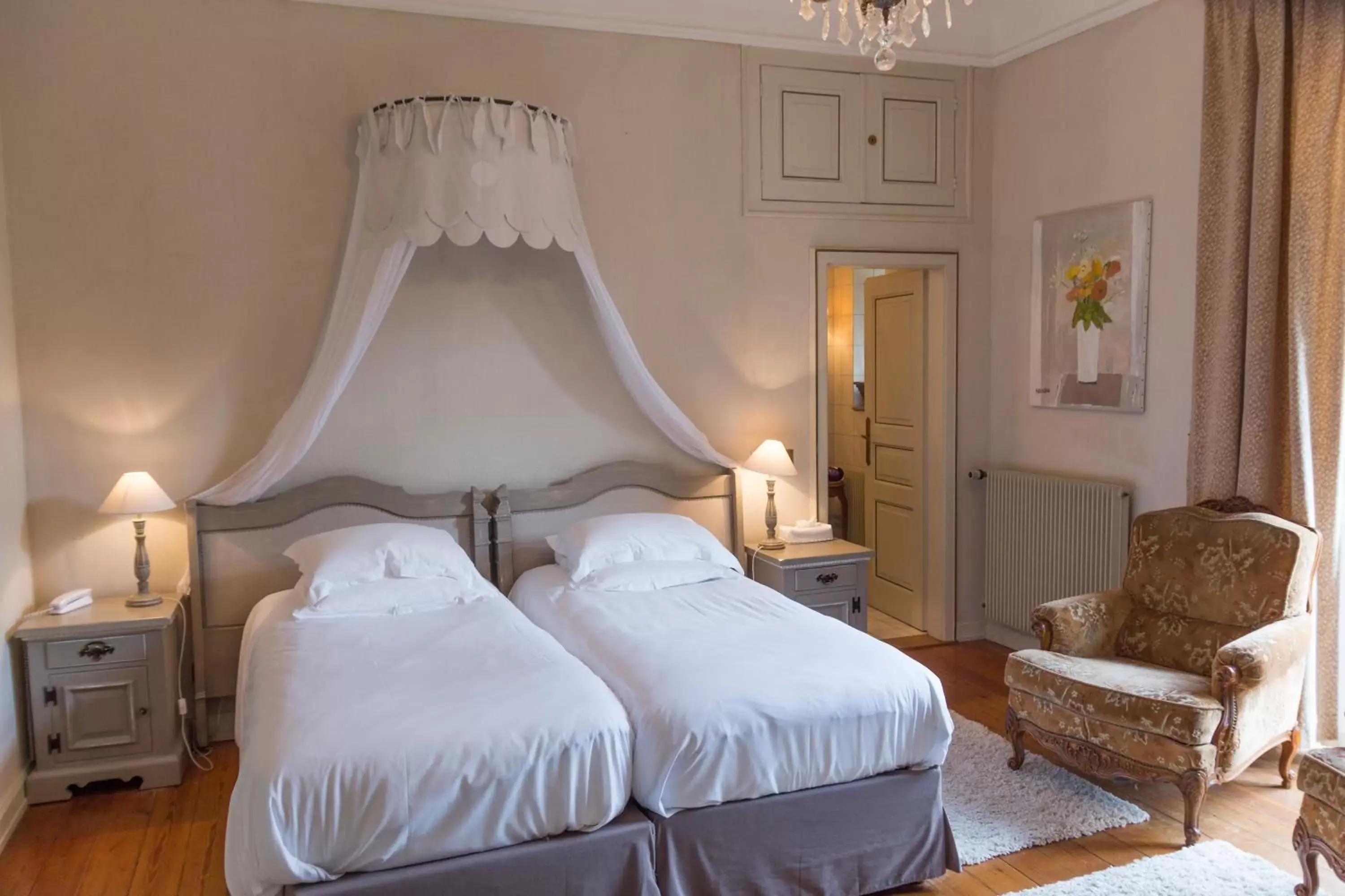 Bed, Room Photo in Domaine de Beaupré - Hotel The Originals Relais