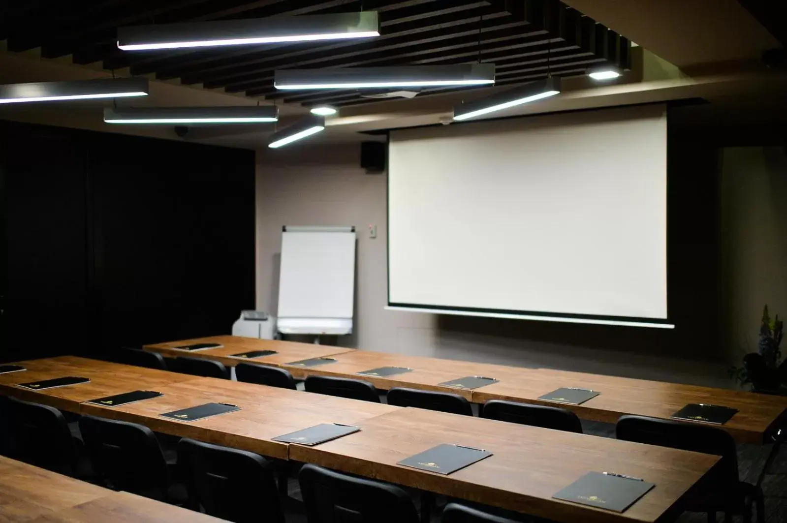 Meeting/conference room, Business Area/Conference Room in Amsterdam Hotel