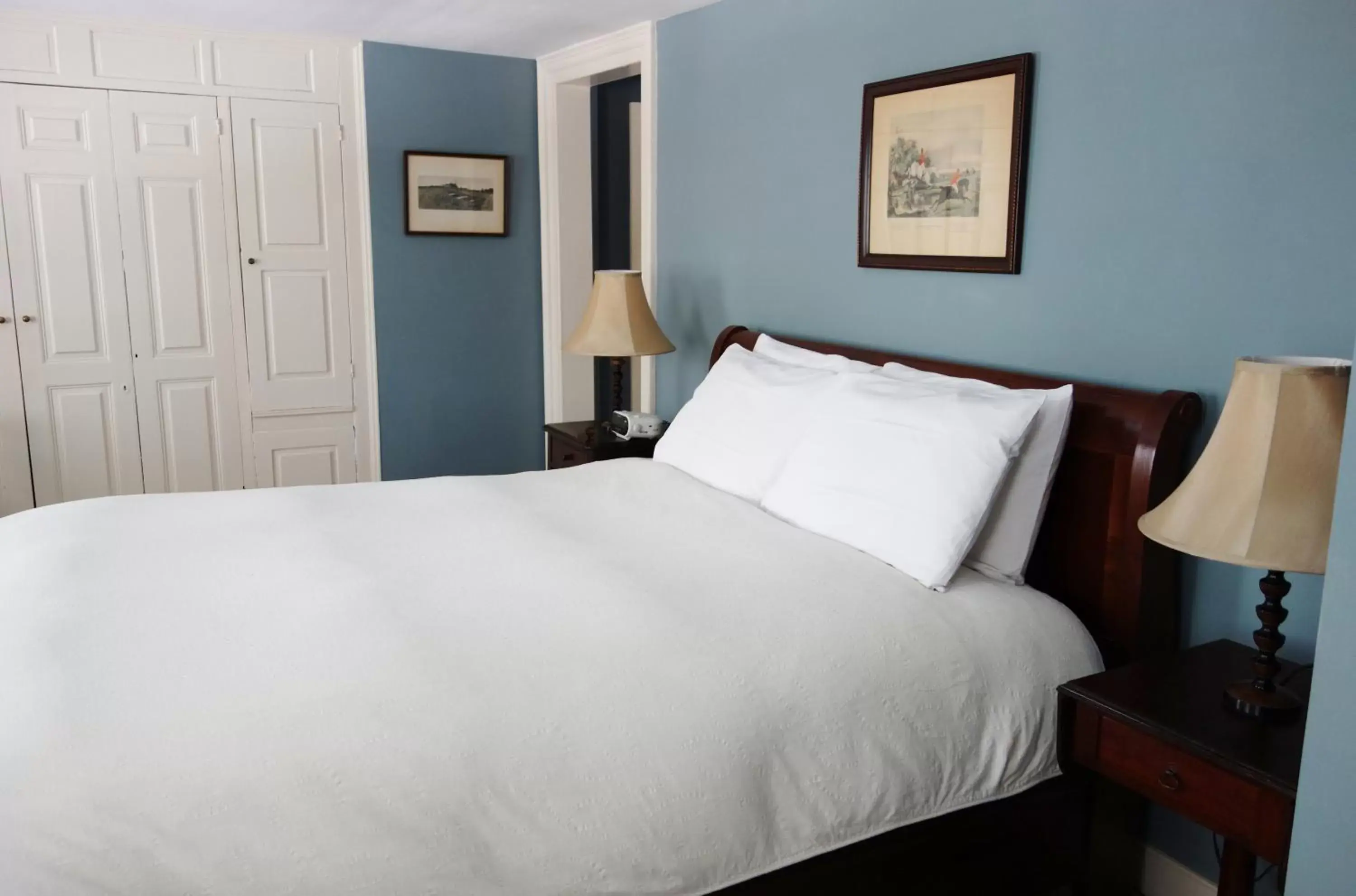 Bedroom, Bed in Inn at Glencairn
