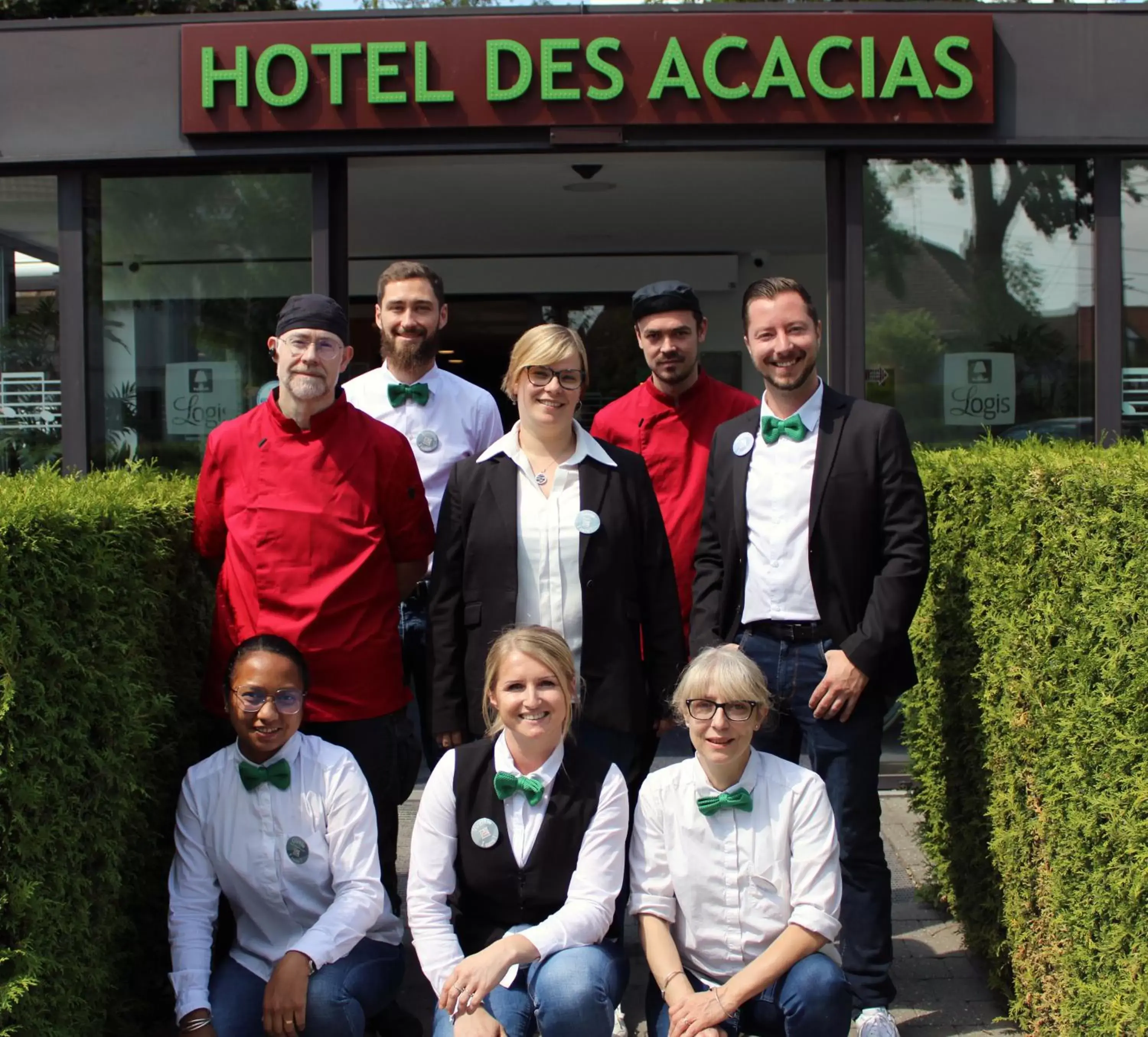 Staff, Family in Logis Hôtel Restaurant Des Acacias Lille Tourcoing