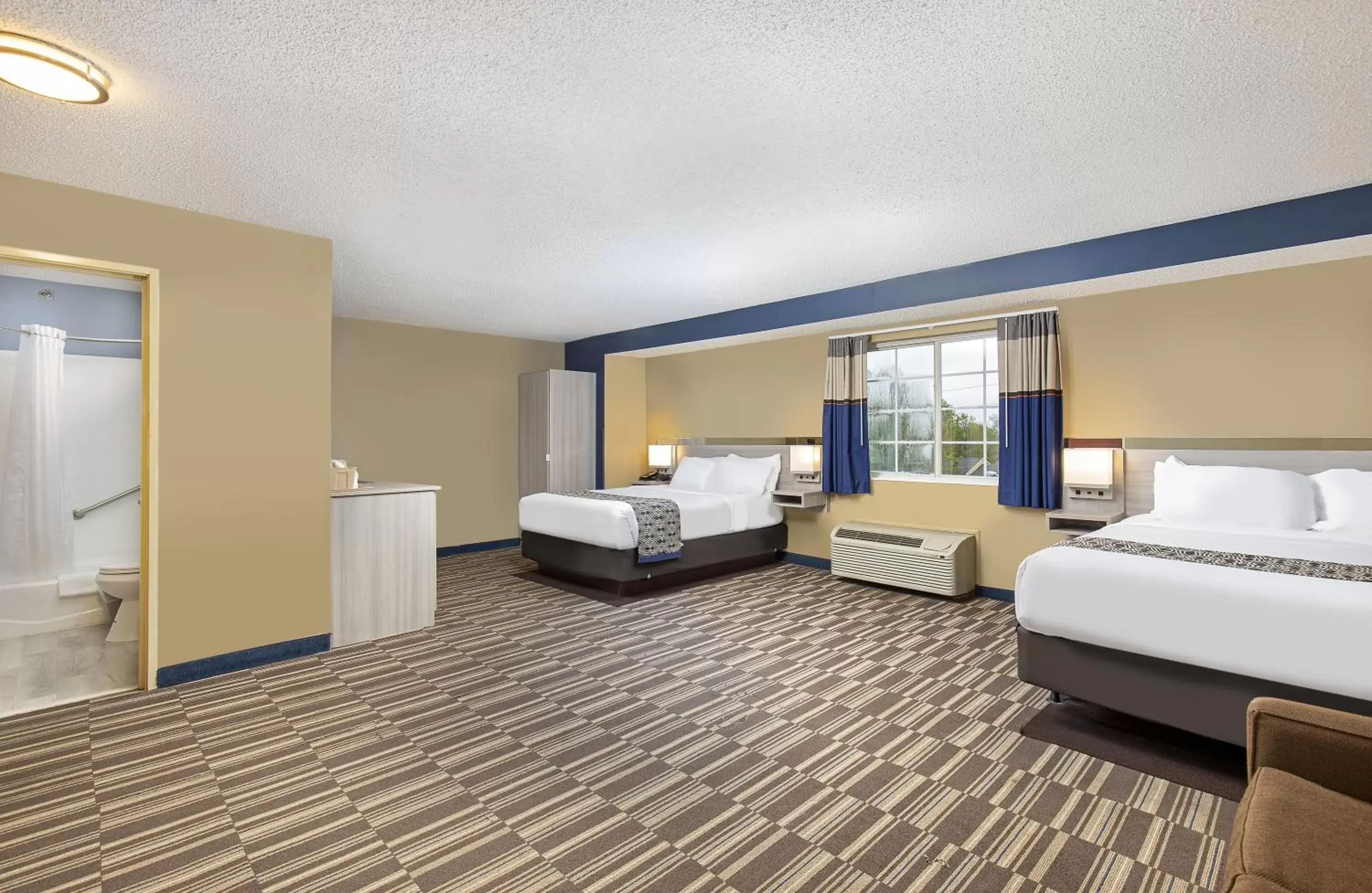 Microtel Inn & Suites by Wyndham Dry Ridge