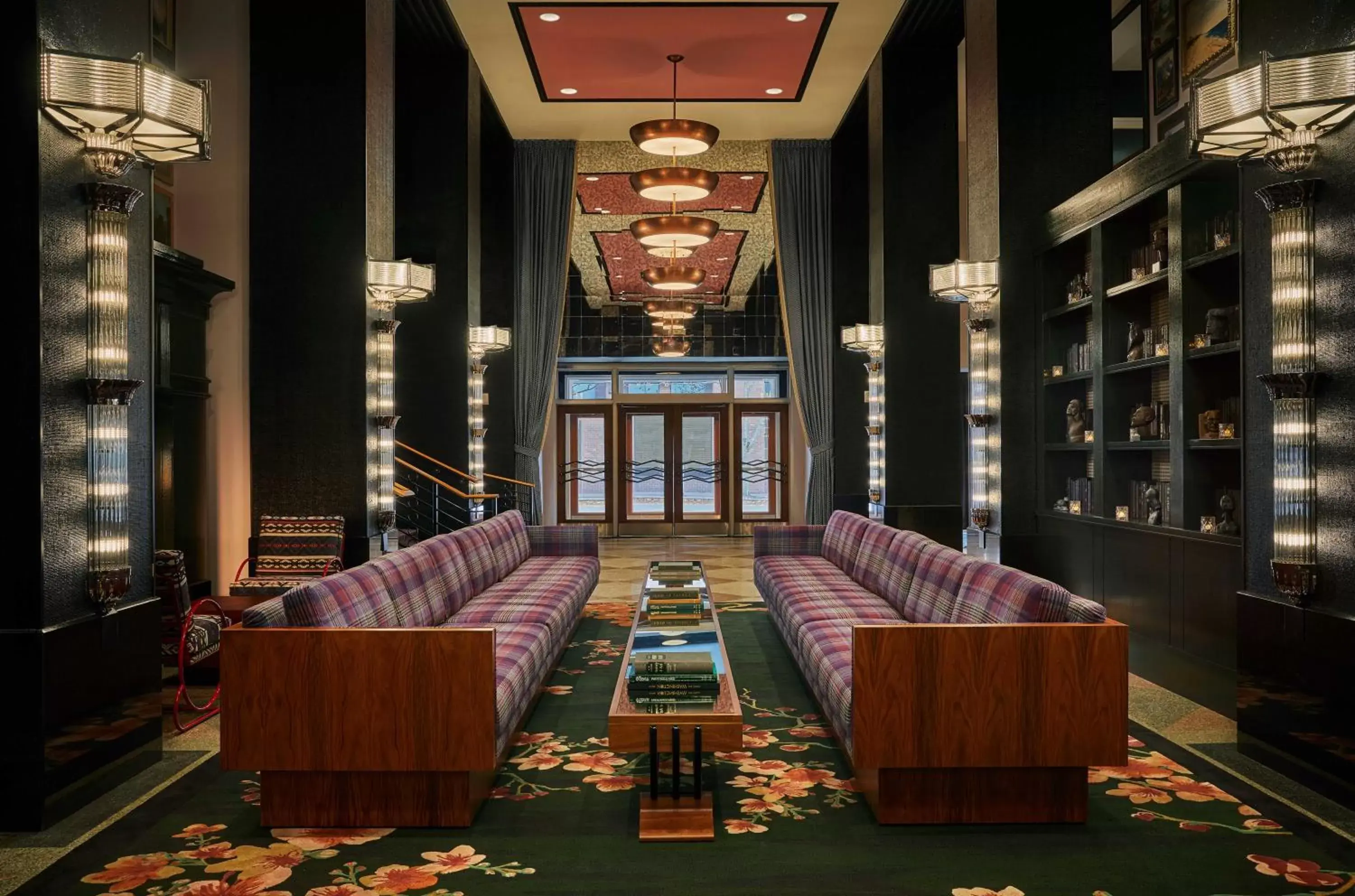 Lobby or reception in Graduate Seattle