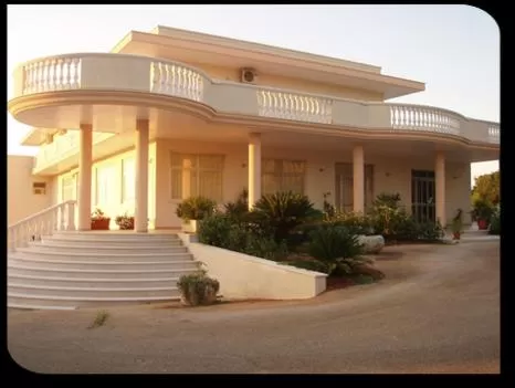 Decorative detail in Punto Verde