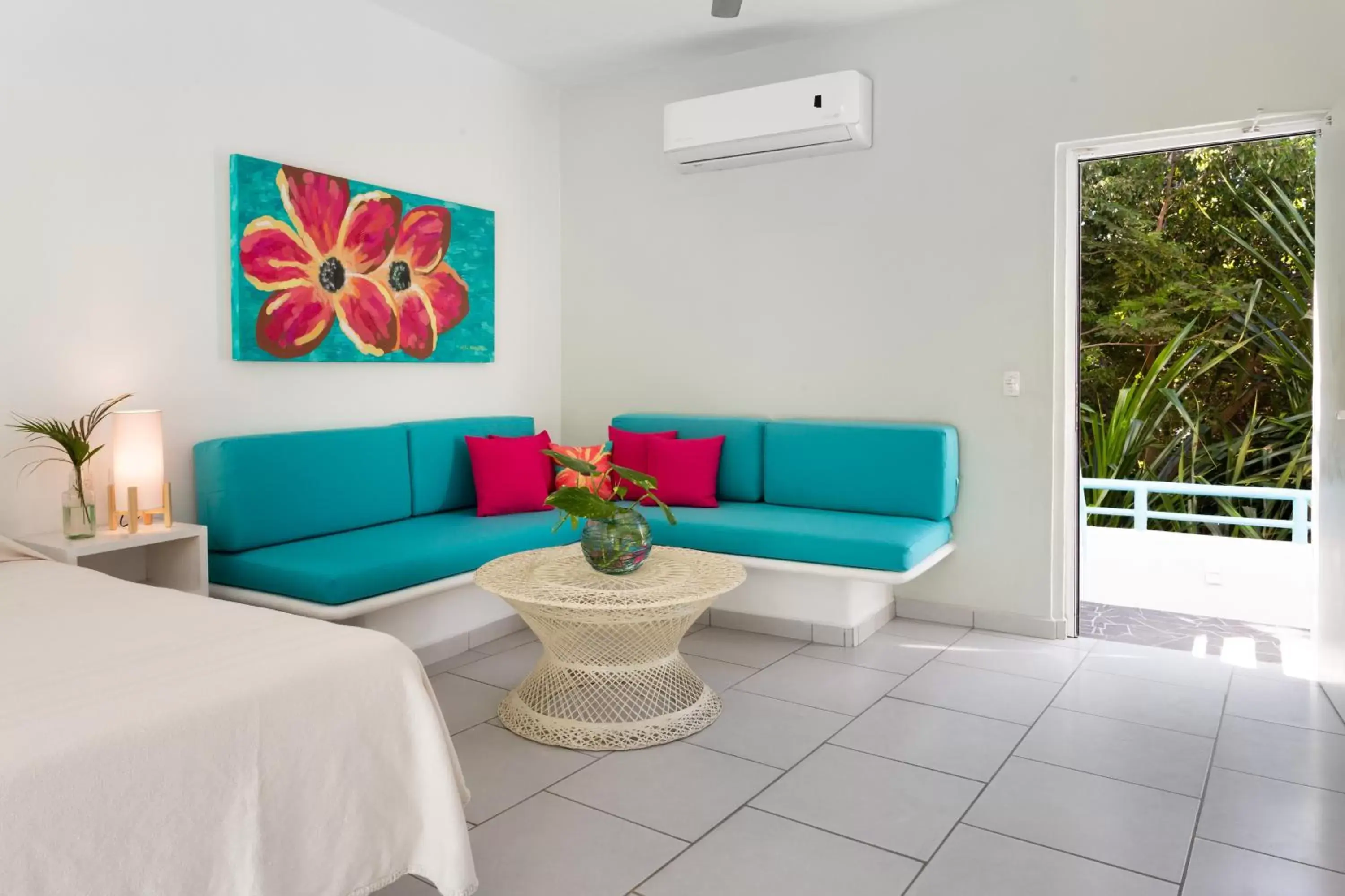 Living room, Seating Area in AzulPitaya Beach Front Hotel in Sayulita