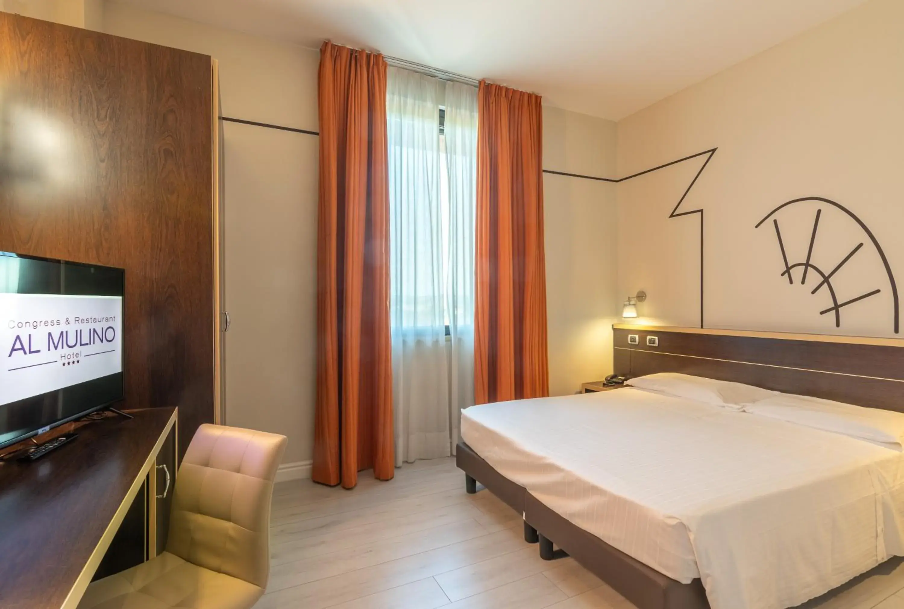 TV and multimedia, Bed in Hotel Ristorante Al Mulino