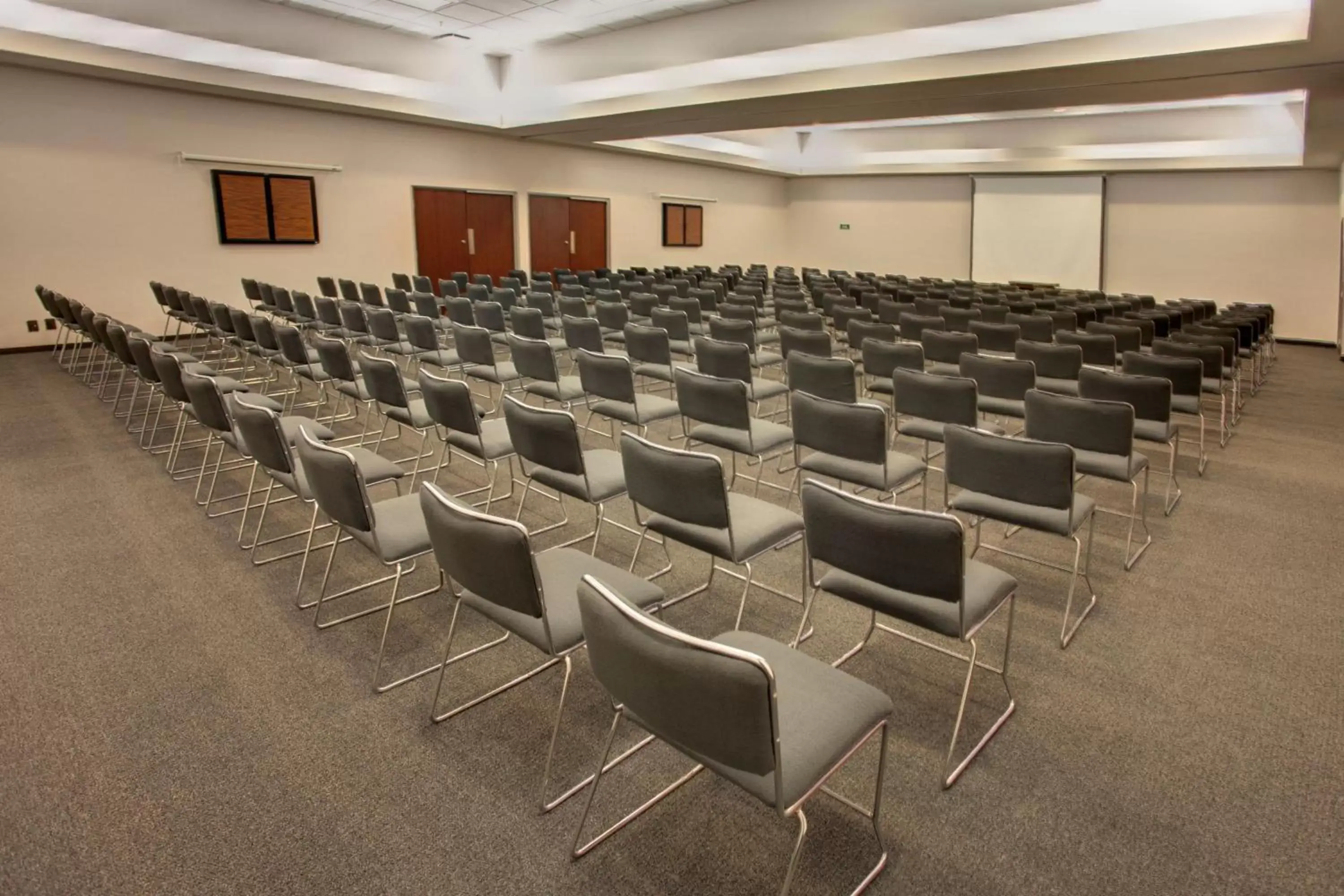 Meeting/conference room in City Express by Marriott Durango