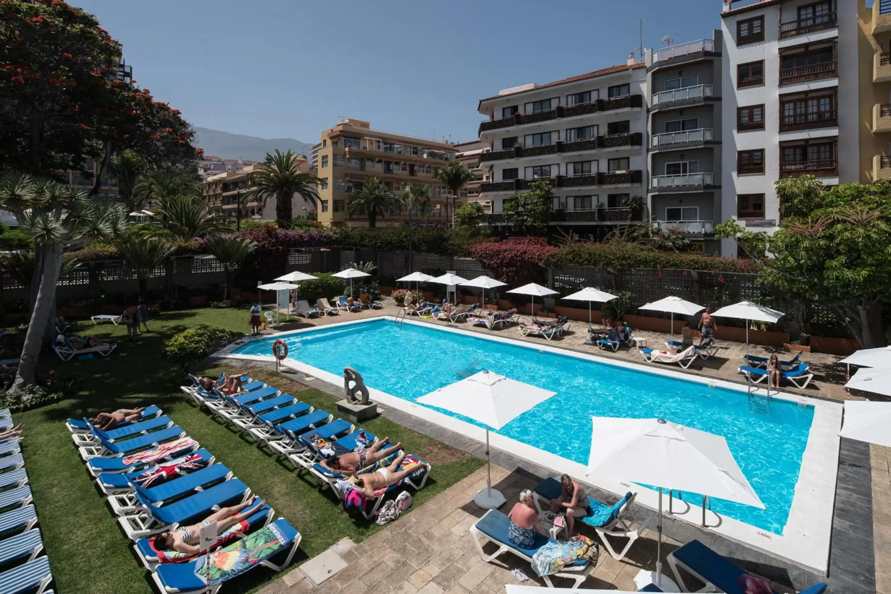 Swimming pool in Catalonia Las Vegas - Adults Only Swimming pool in Catalonia Las Vegas - Adults Only