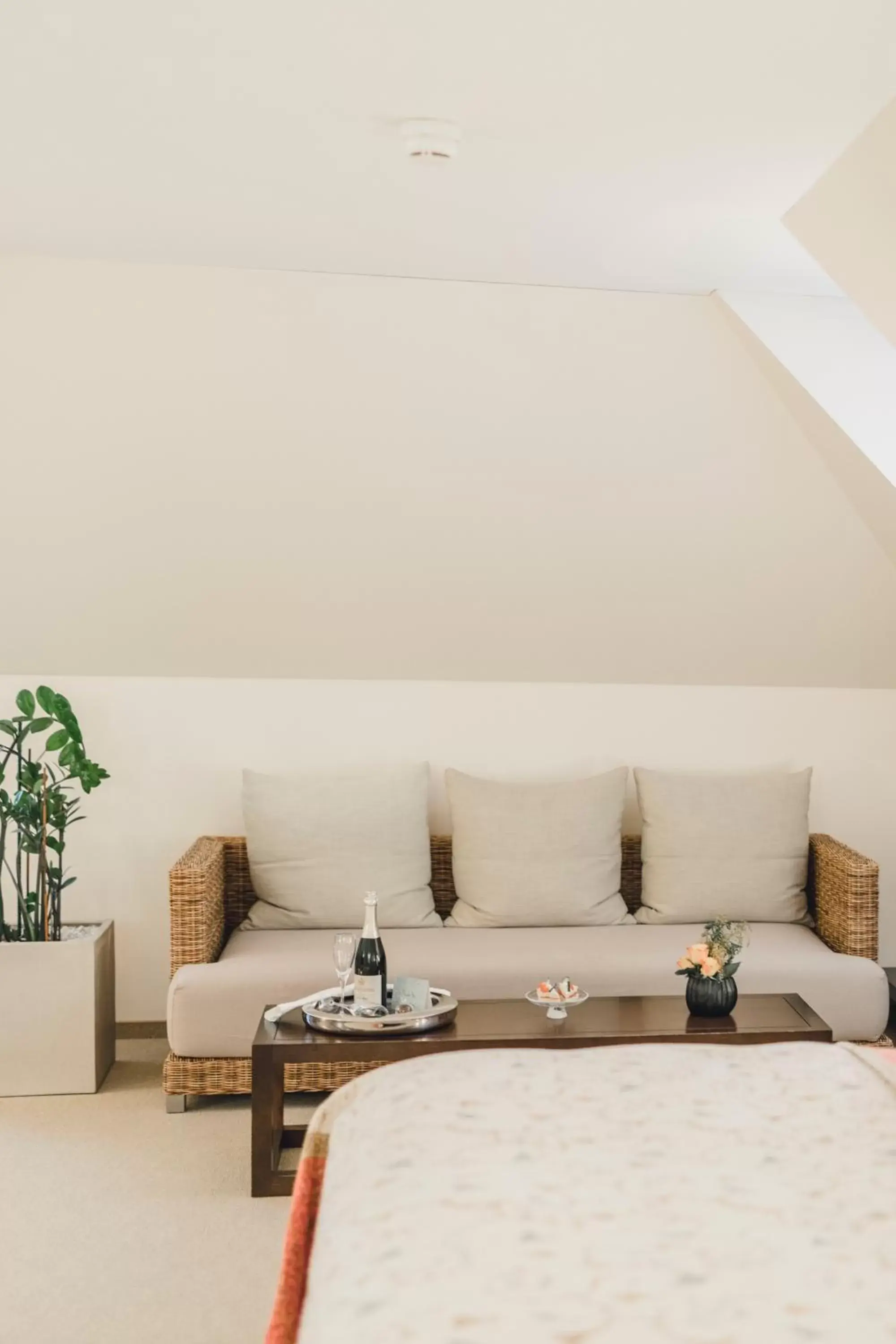 Seating area, Bed in Residence Hotel Seating area, Bed in Residence Hotel