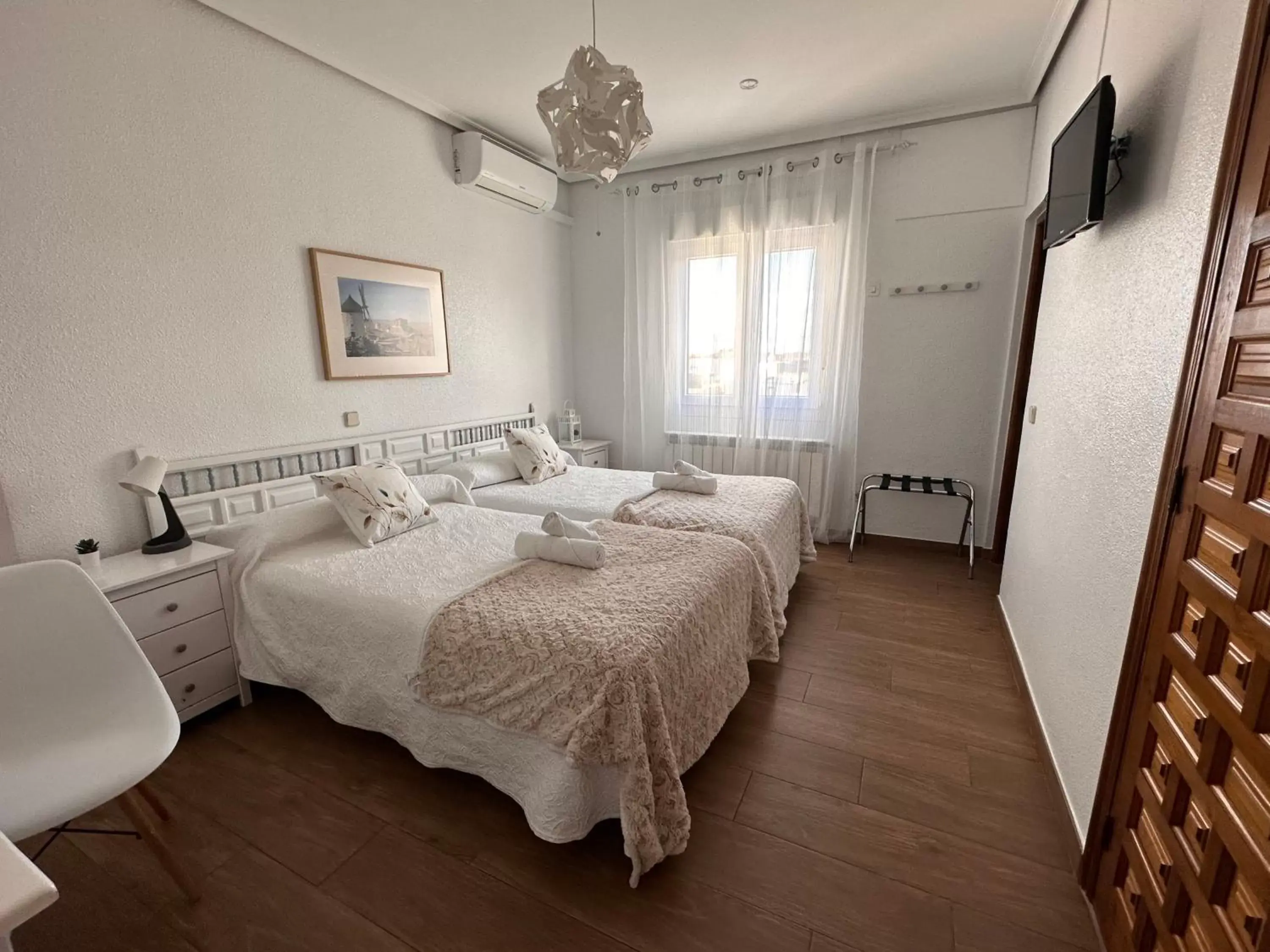 Bed in Hotel Consuegra
