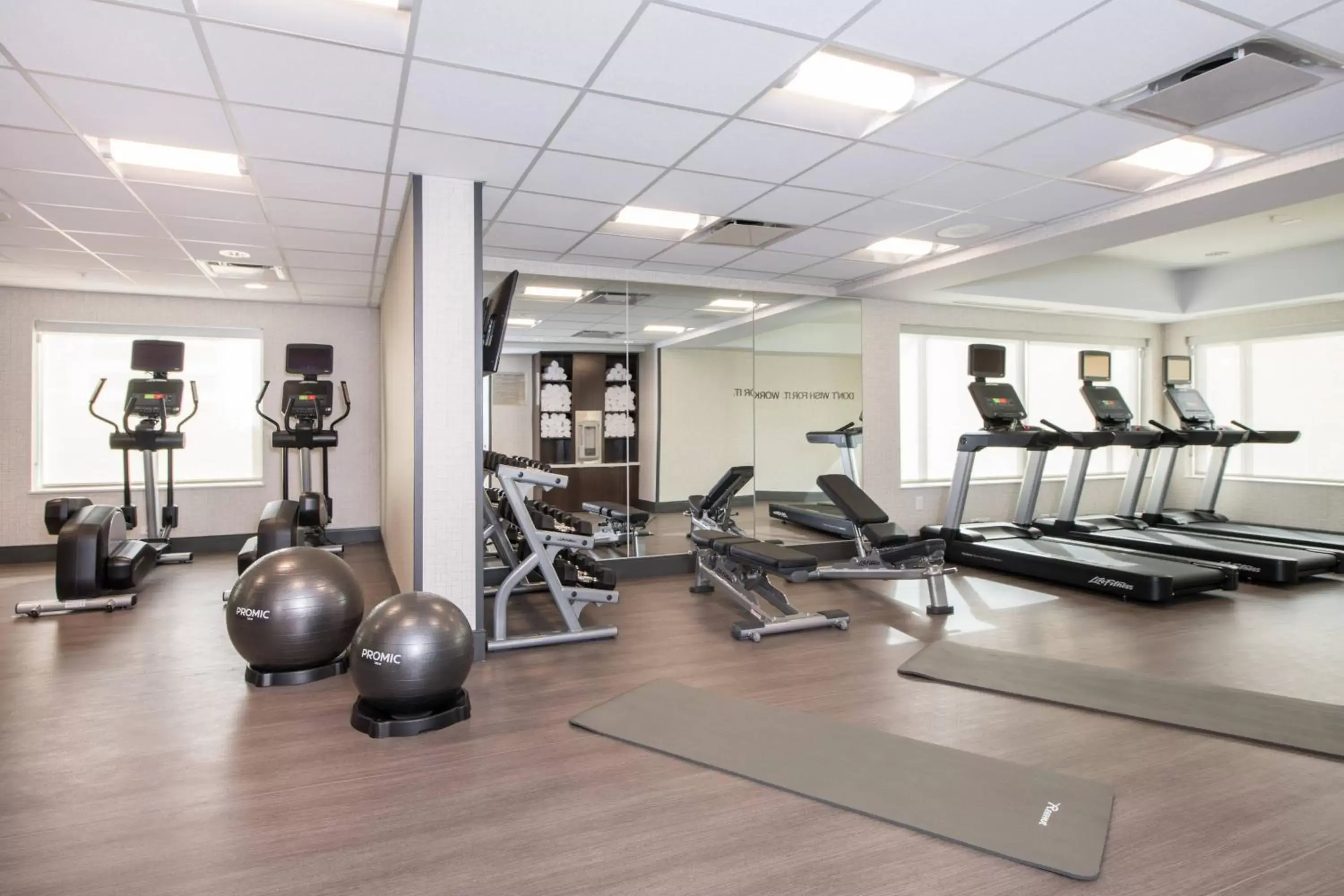 Fitness centre/facilities, Fitness Center/Facilities in Fairfield Inn & Suites by Marriott Dayton