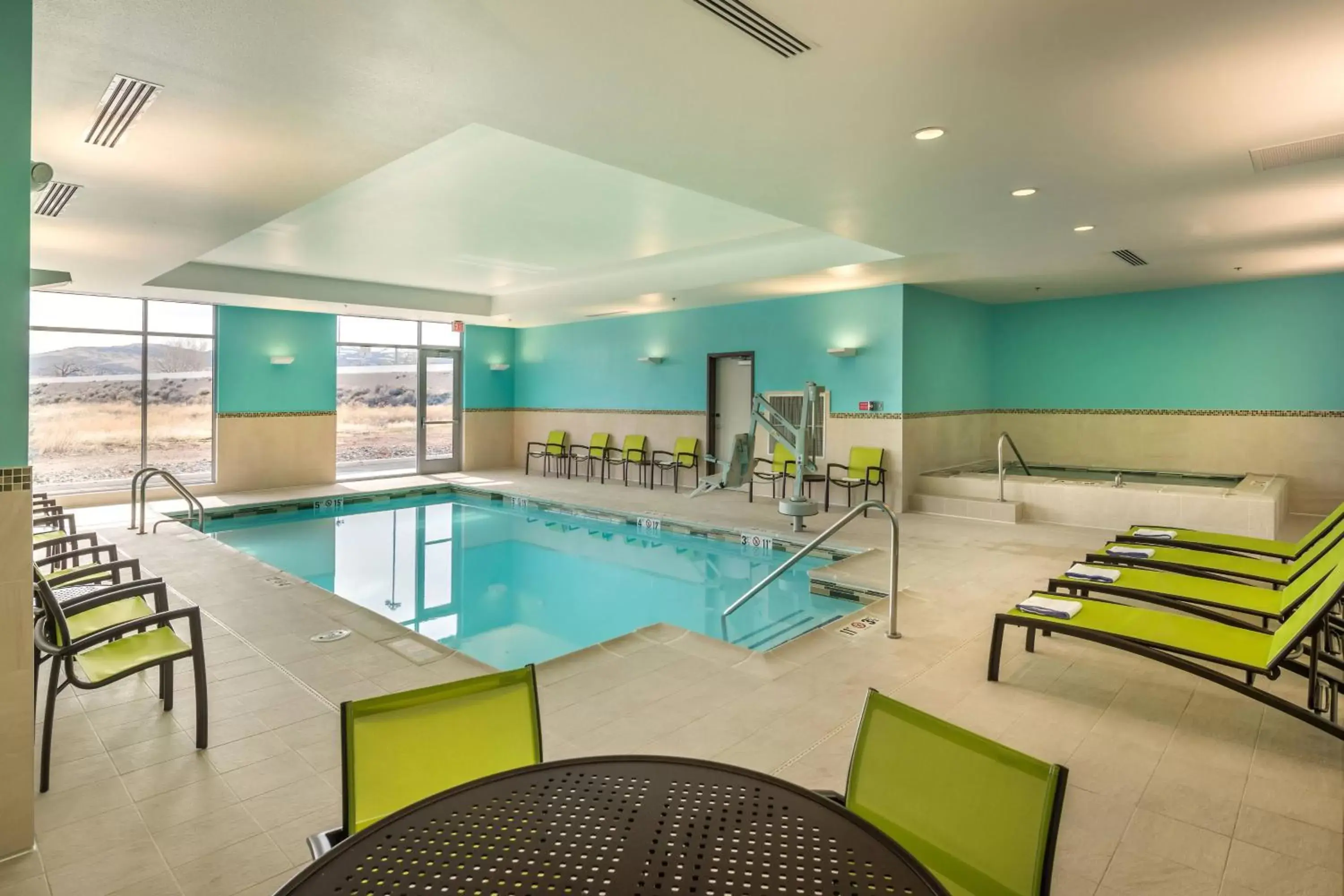 Swimming Pool in SpringHill Suites by Marriott Reno