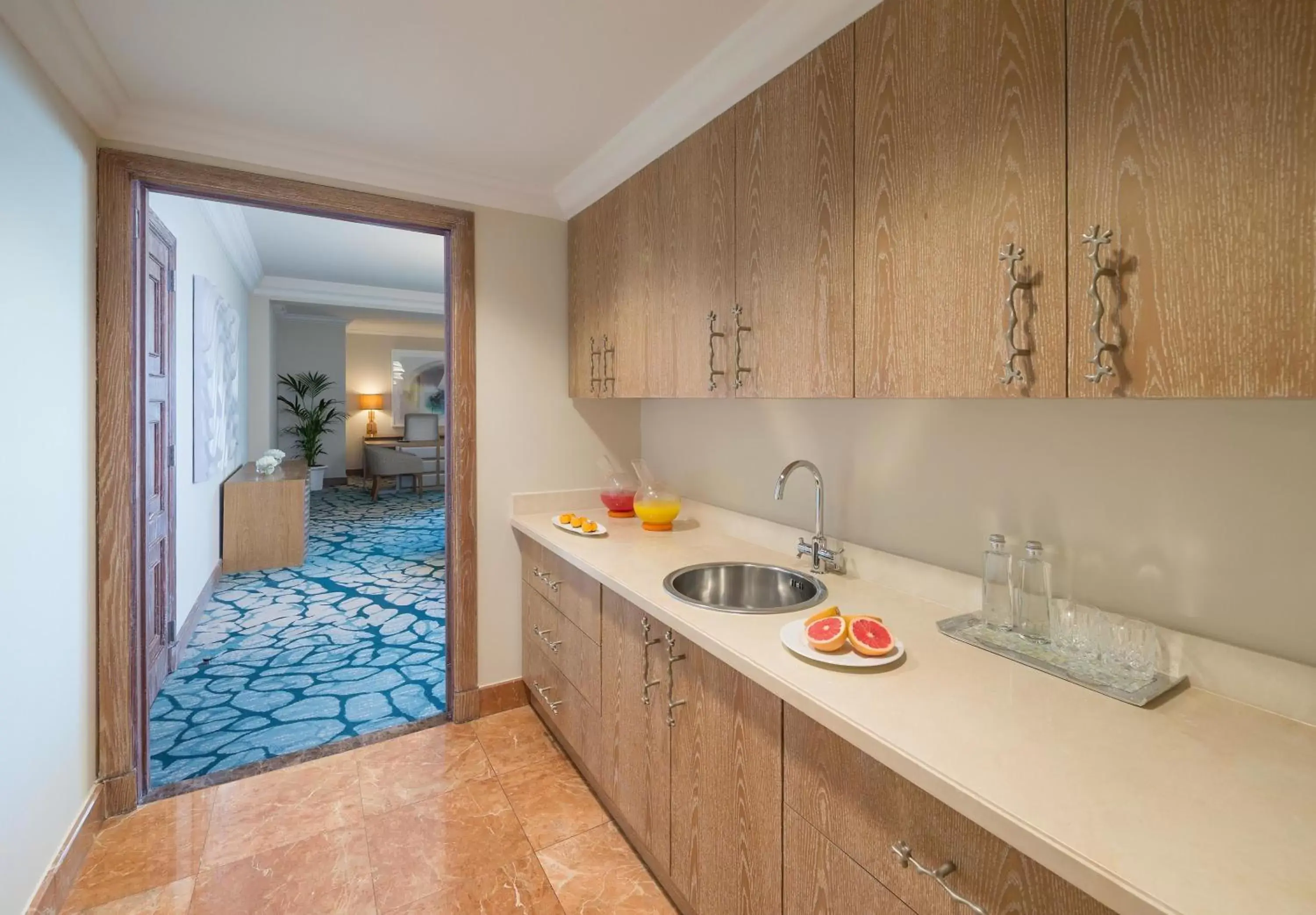 Kitchen or kitchenette, Kitchen/Kitchenette in Atlantis, The Palm