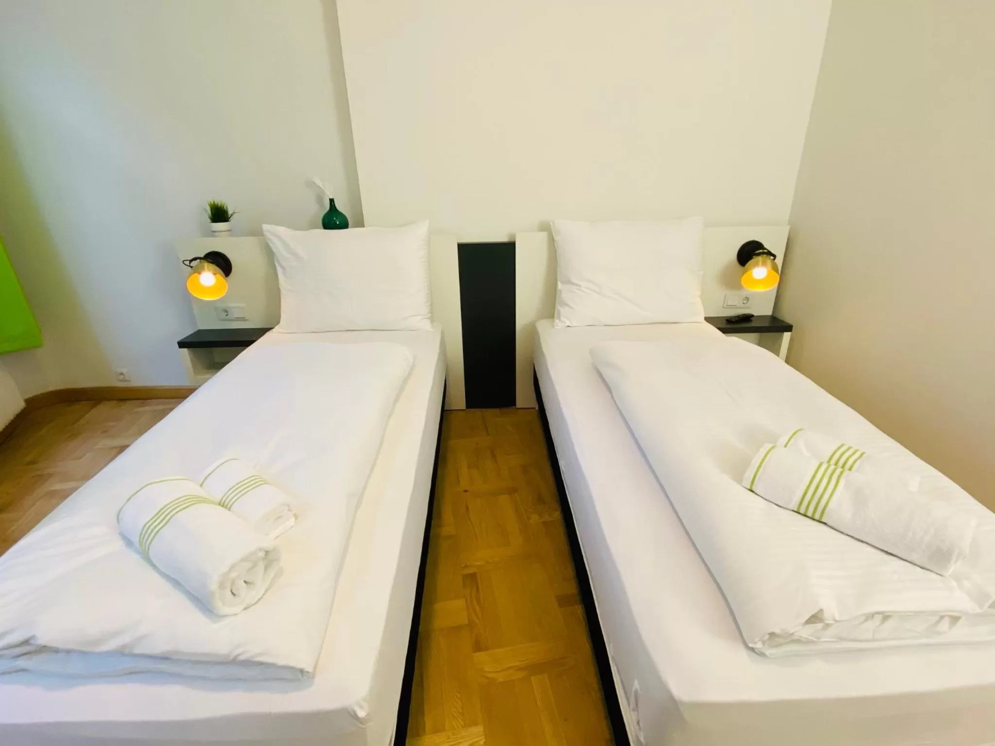 Bed in bestprice Hotel Aachen Hauptbahnhof