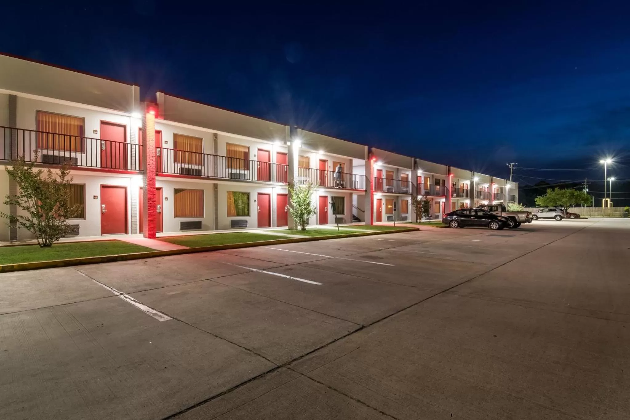 Property building in Red Roof Inn Gulfport - Biloxi Airport