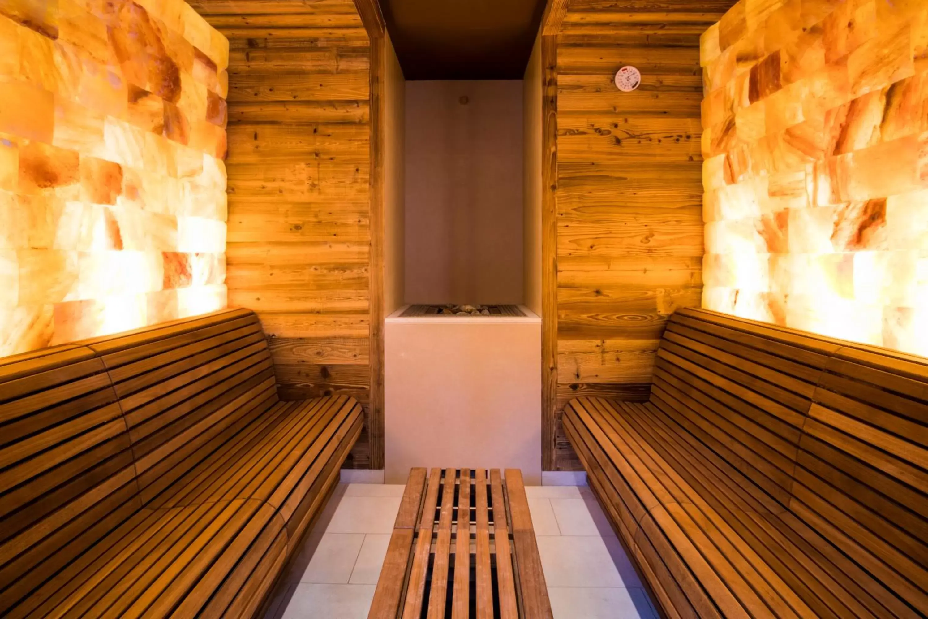 Sauna in Hostellerie Des Châteaux & Spa