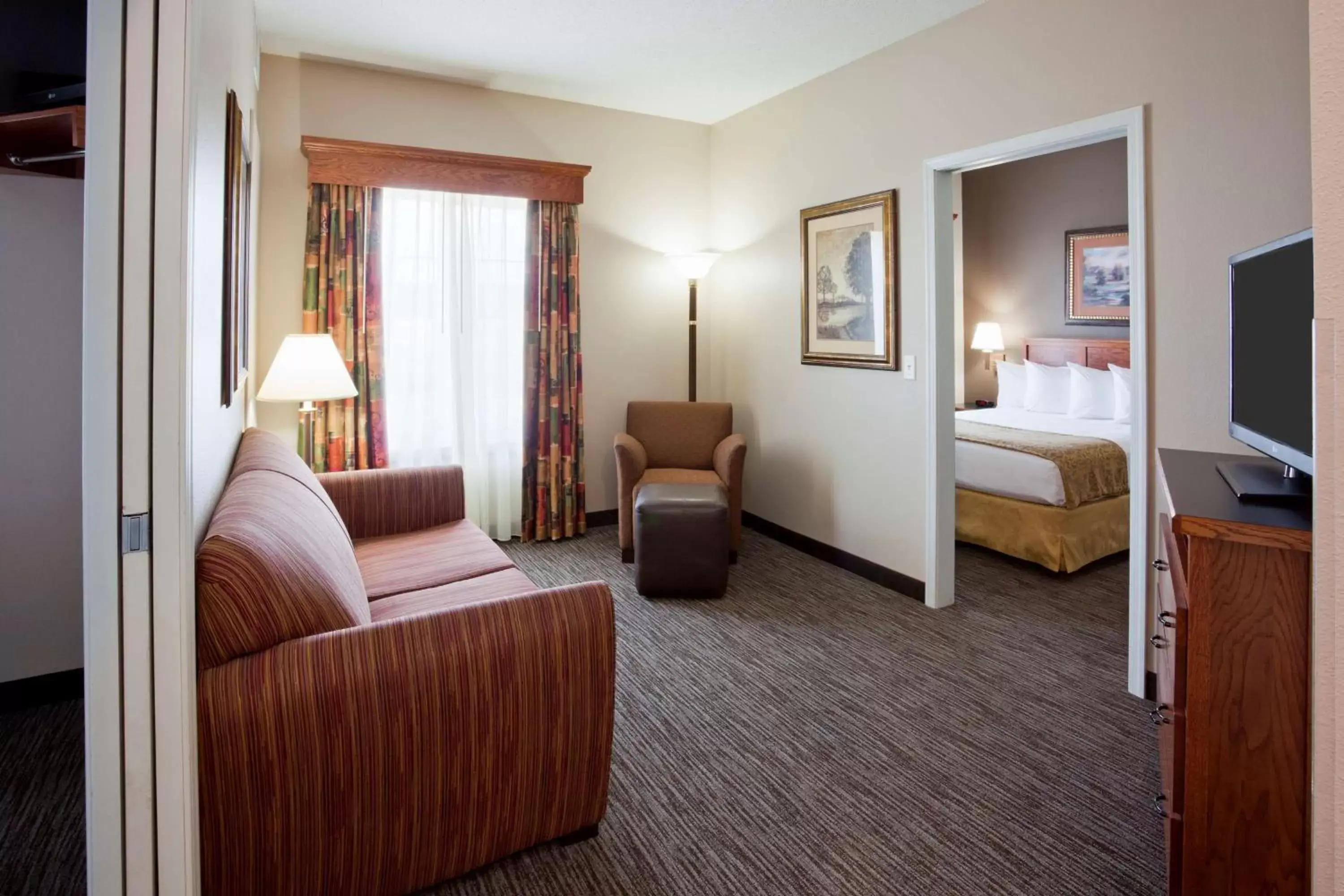 Seating Area in GrandStay Residential Suites Hotel Faribault