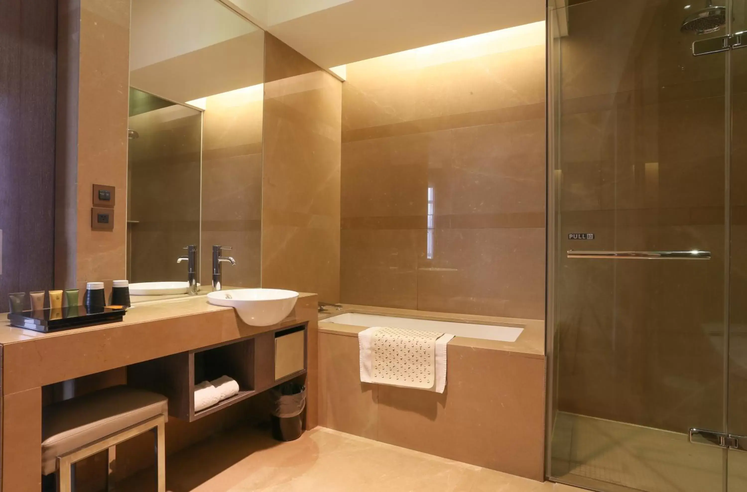 Bathroom in City Suites - Taipei Nandong