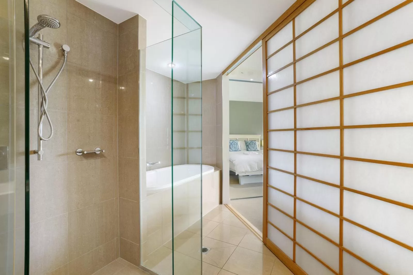 Bathroom in Cotton Beach Resort - Tweed Coast Holidays ®