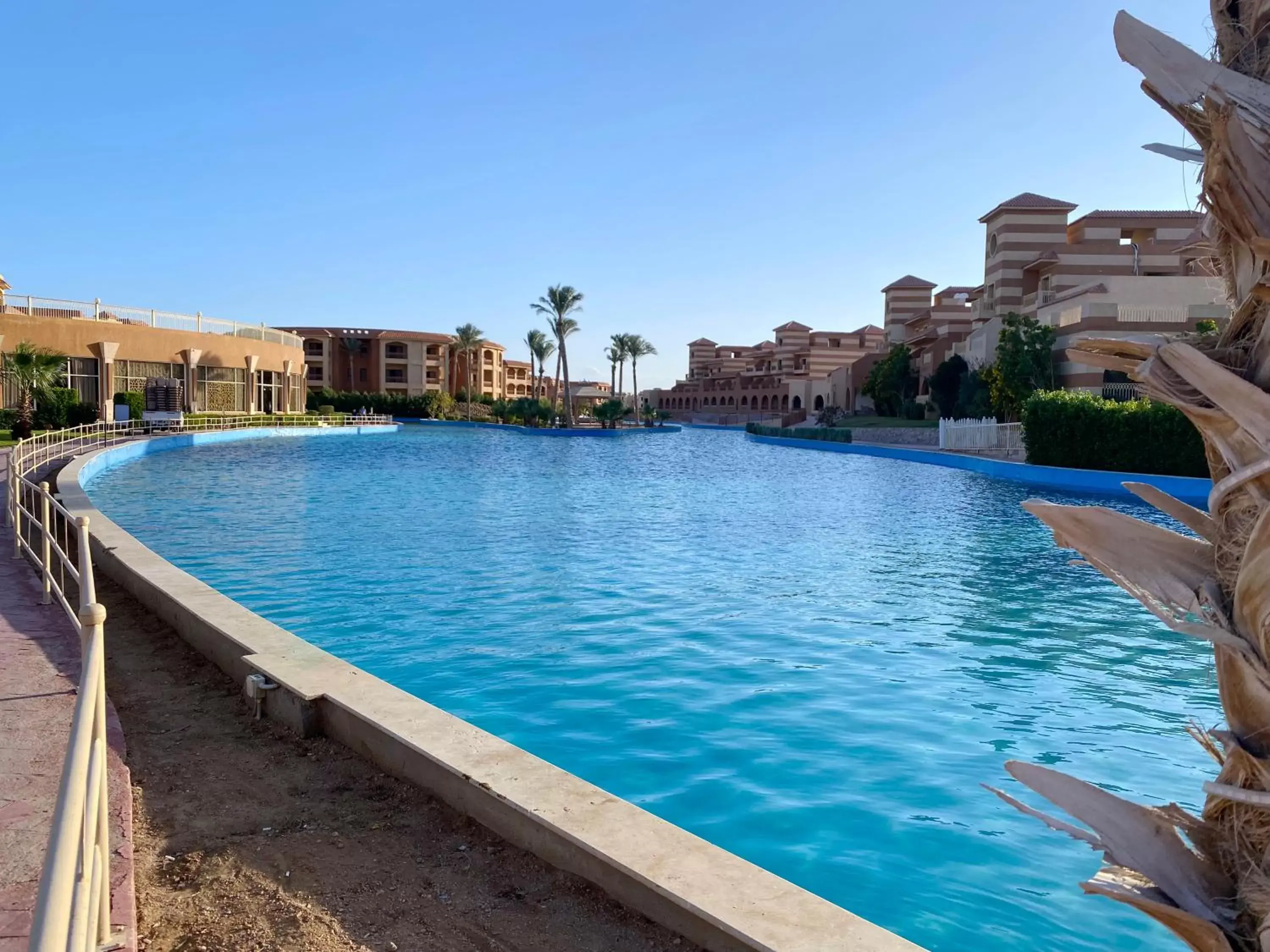 Lake view, Swimming Pool in Parrotel Lagoon Waterpark Resort