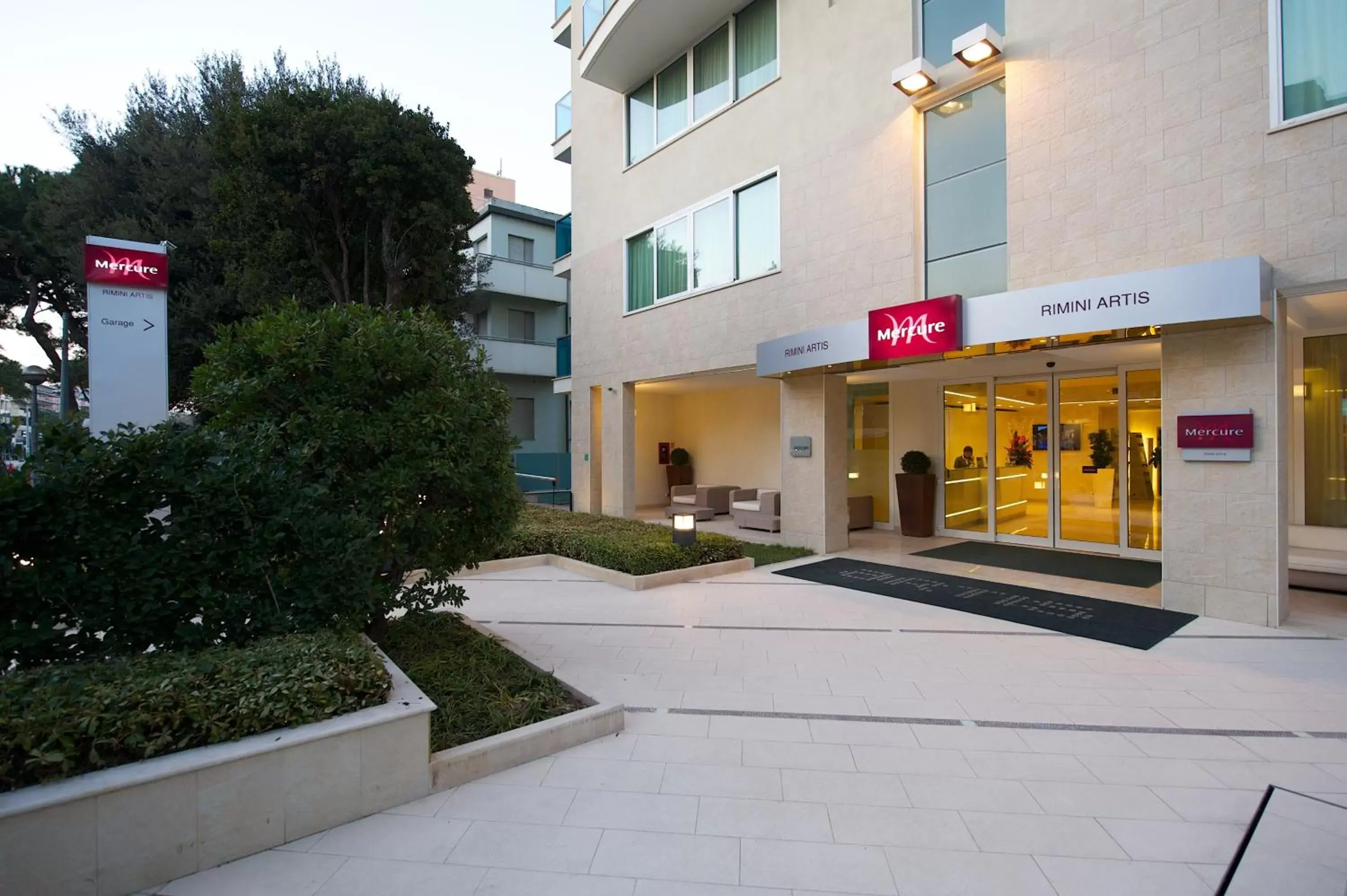 Facade/entrance, Property Building in Mercure Hotel Rimini Artis