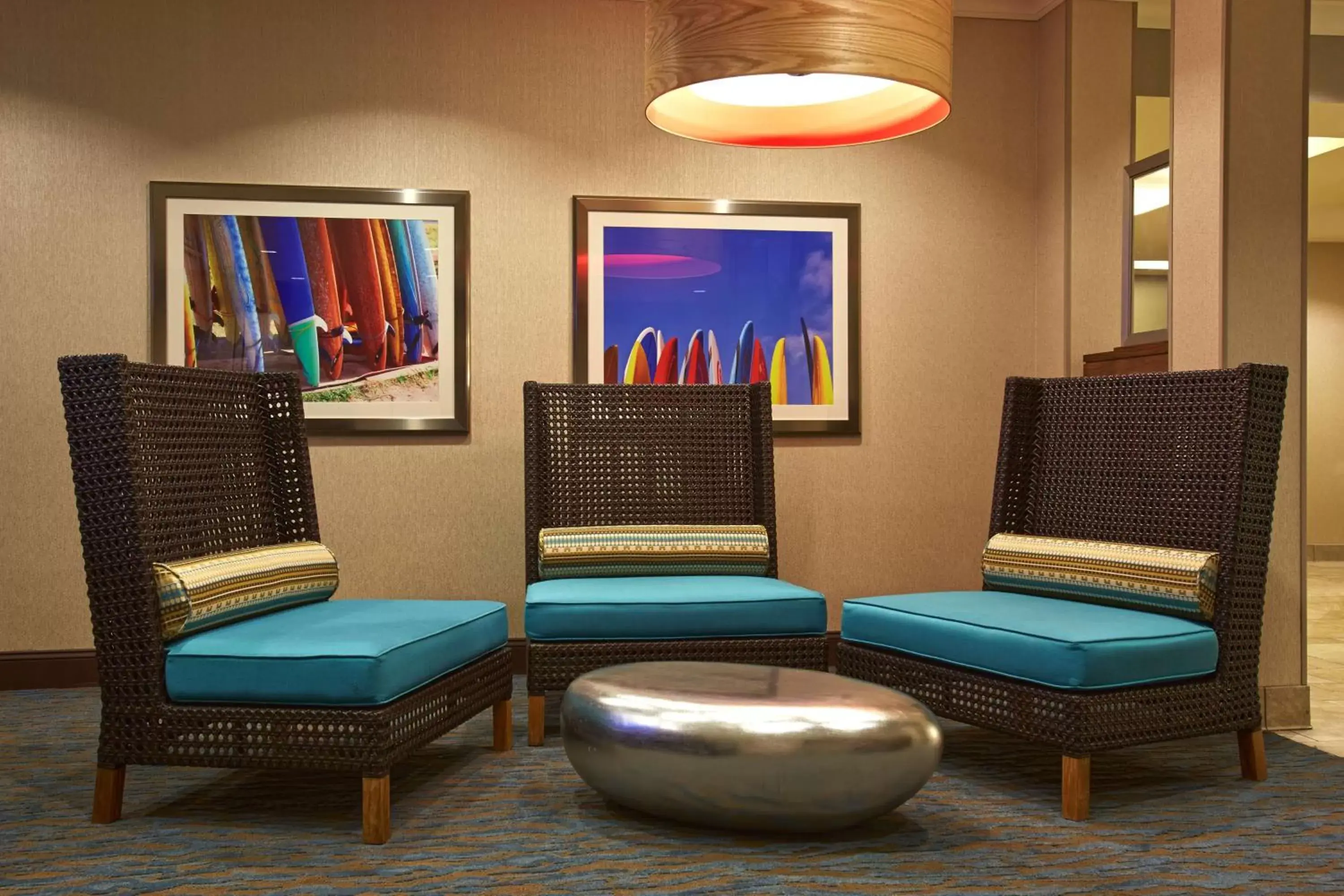 Lounge or bar, Seating Area in Hilton Garden Inn Los Angeles/Redondo Beach
