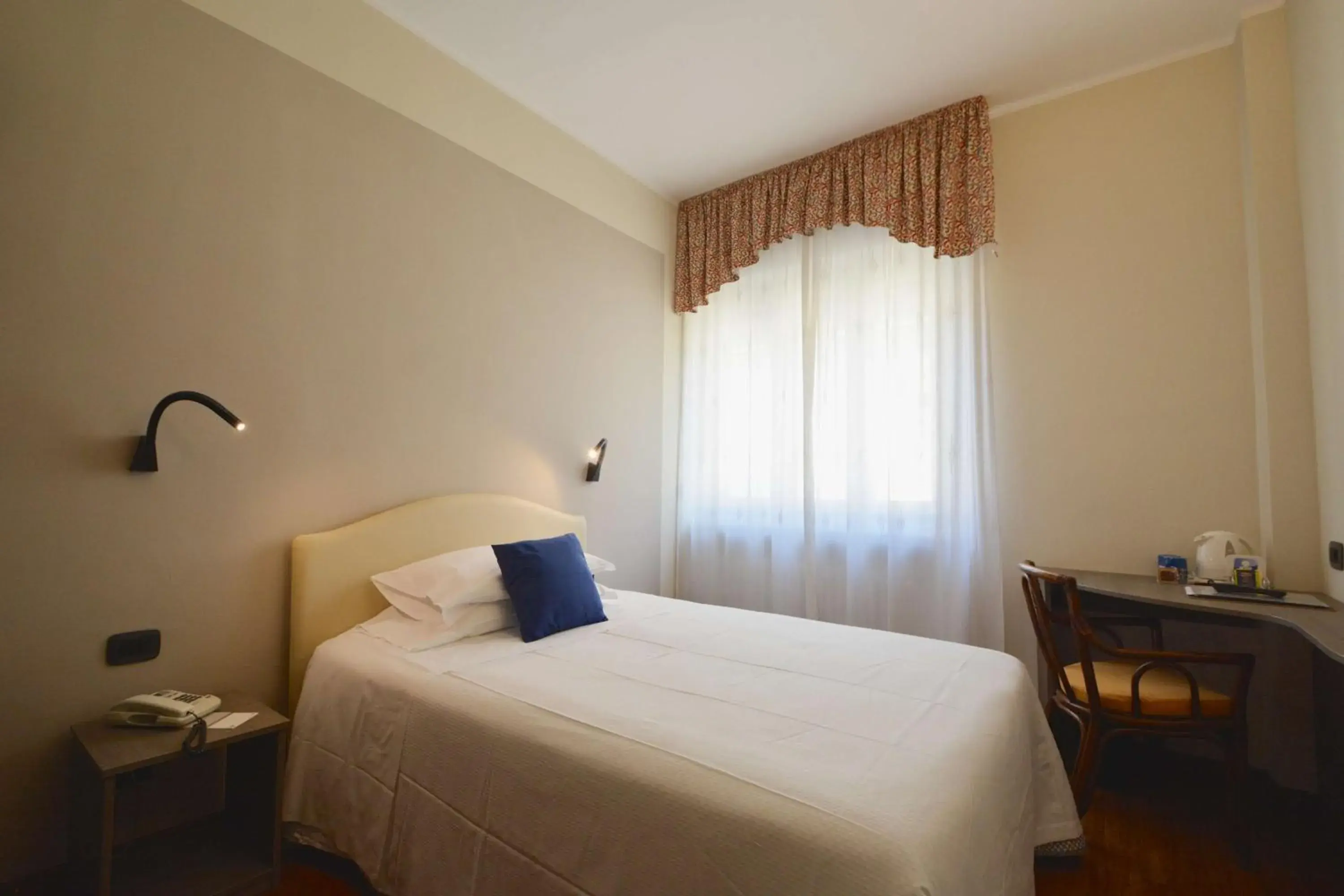 Bedroom, Bed in Best Western Hotel Crimea
