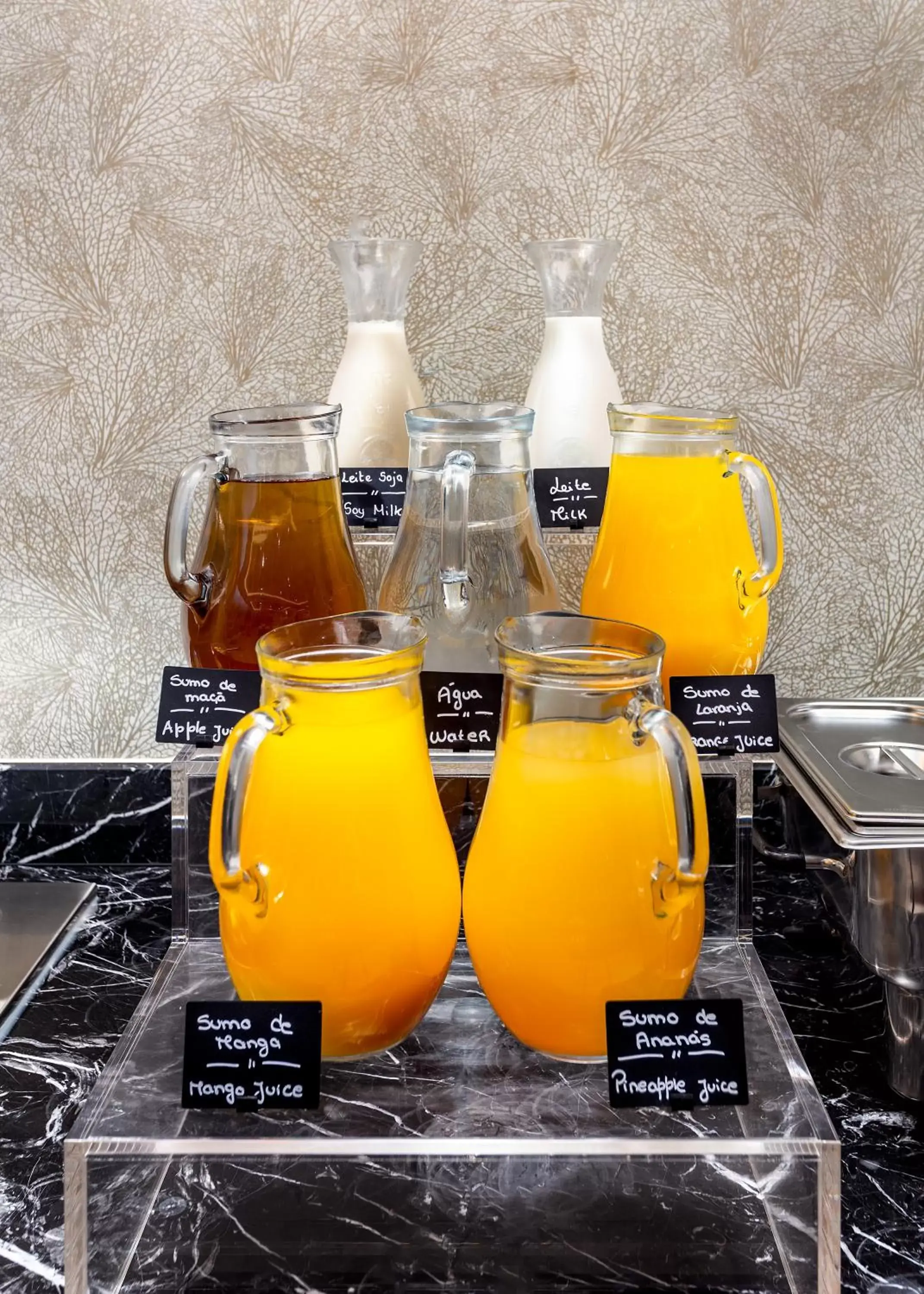 Breakfast, Drinks in Empire Marquês Hotel