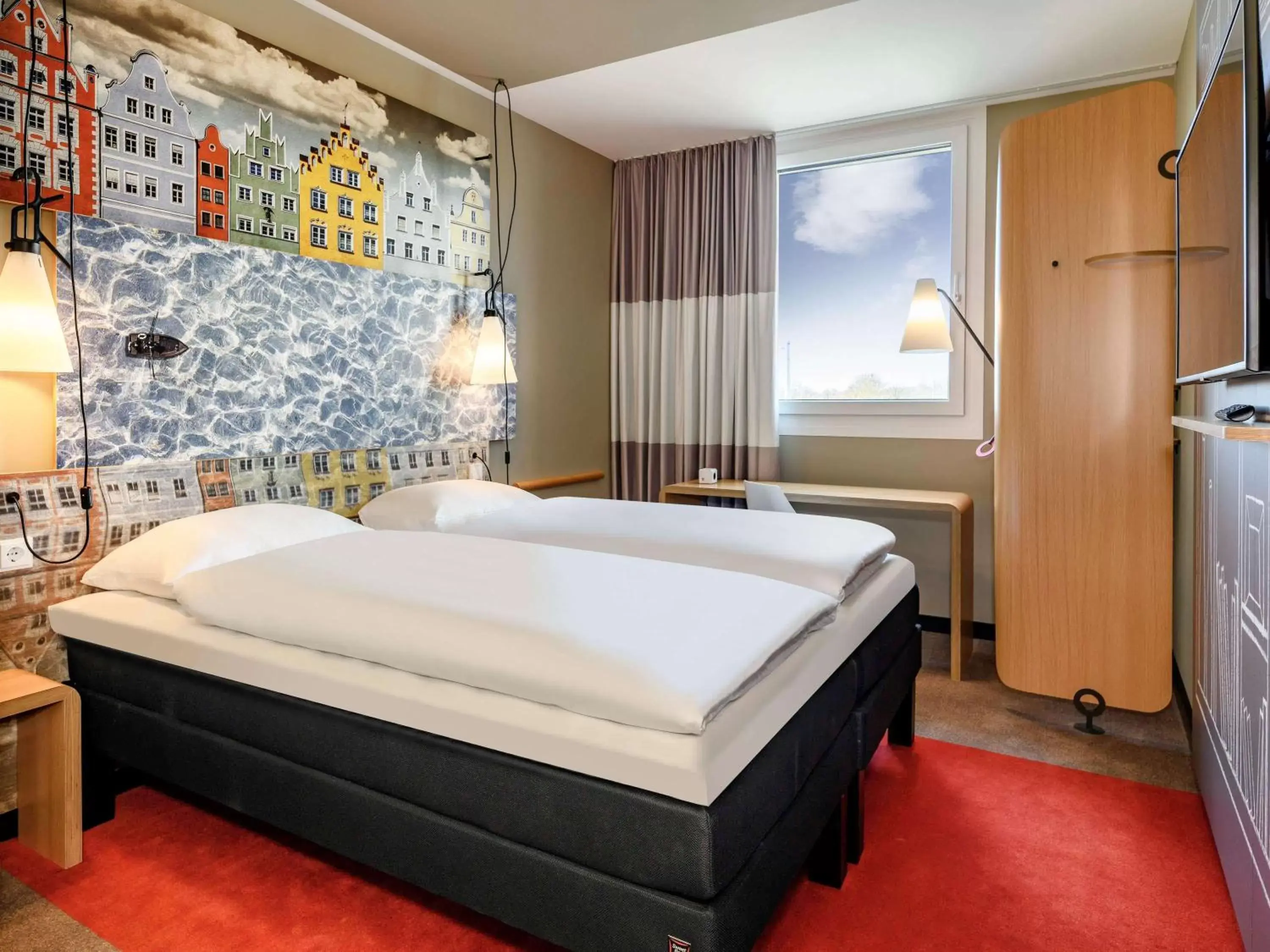 Photo of the whole room, Bed in ibis Landshut City