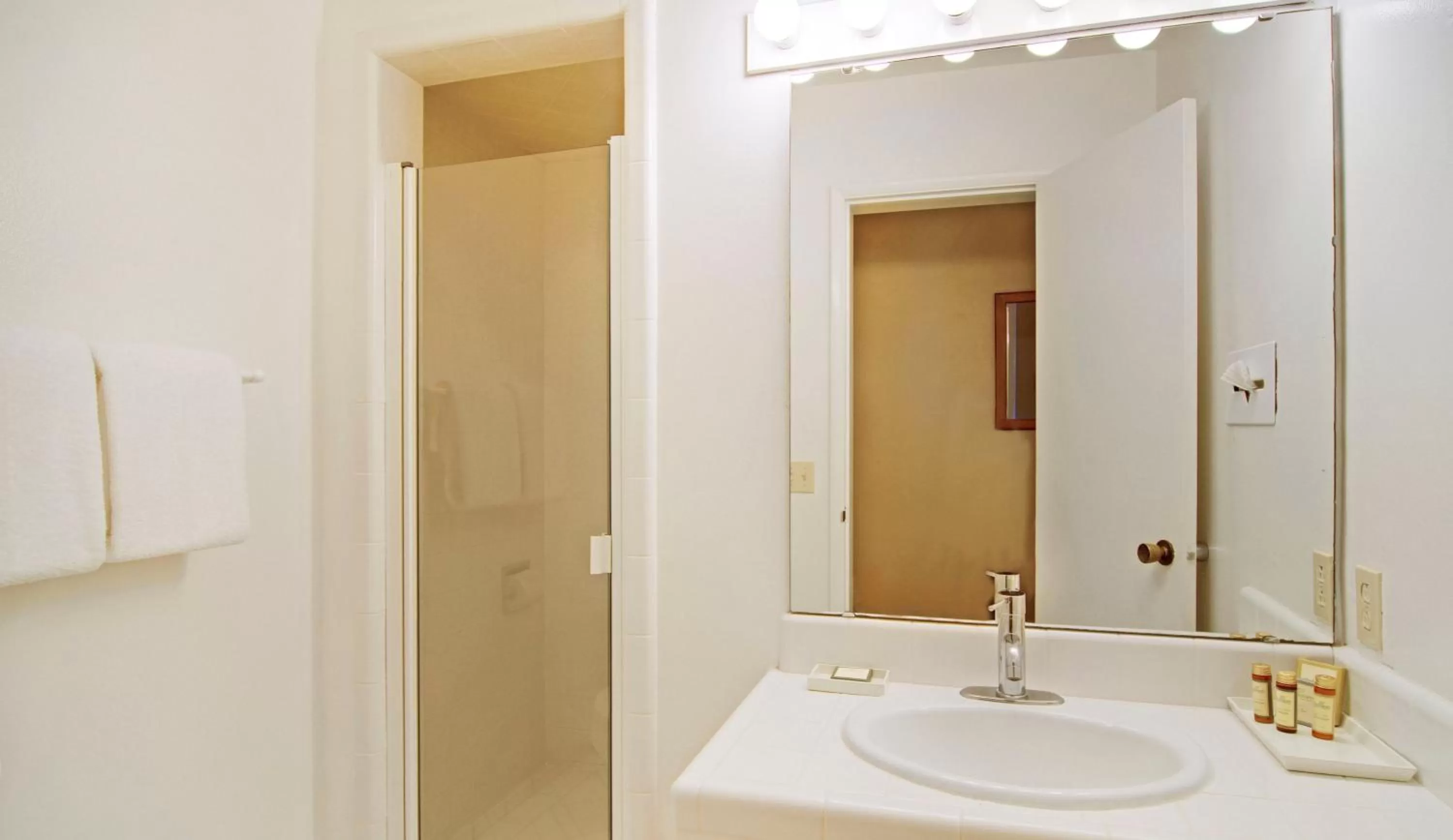 Bathroom in Svendsgaard's Inn