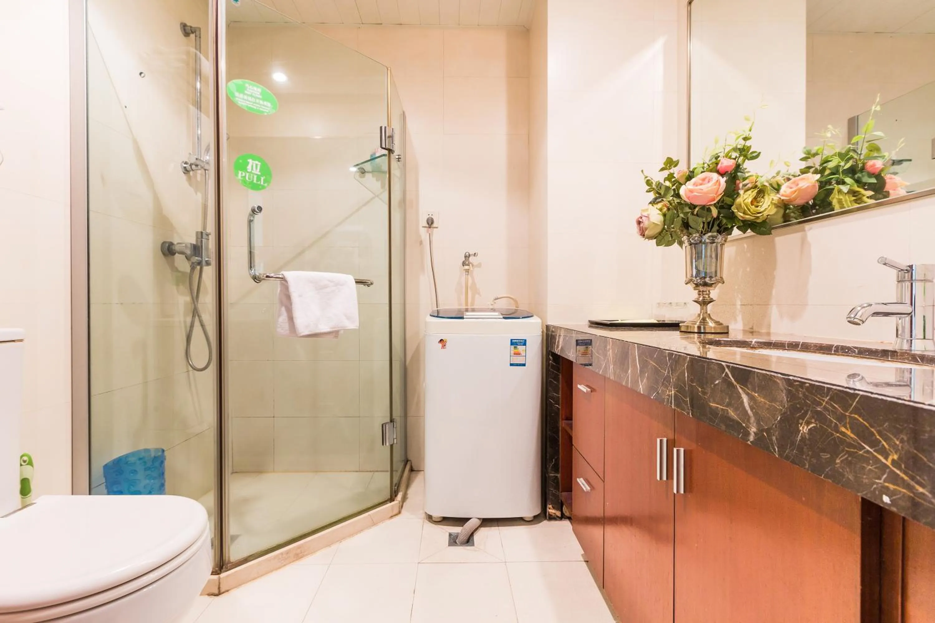 Westlake 7 Service Apartment